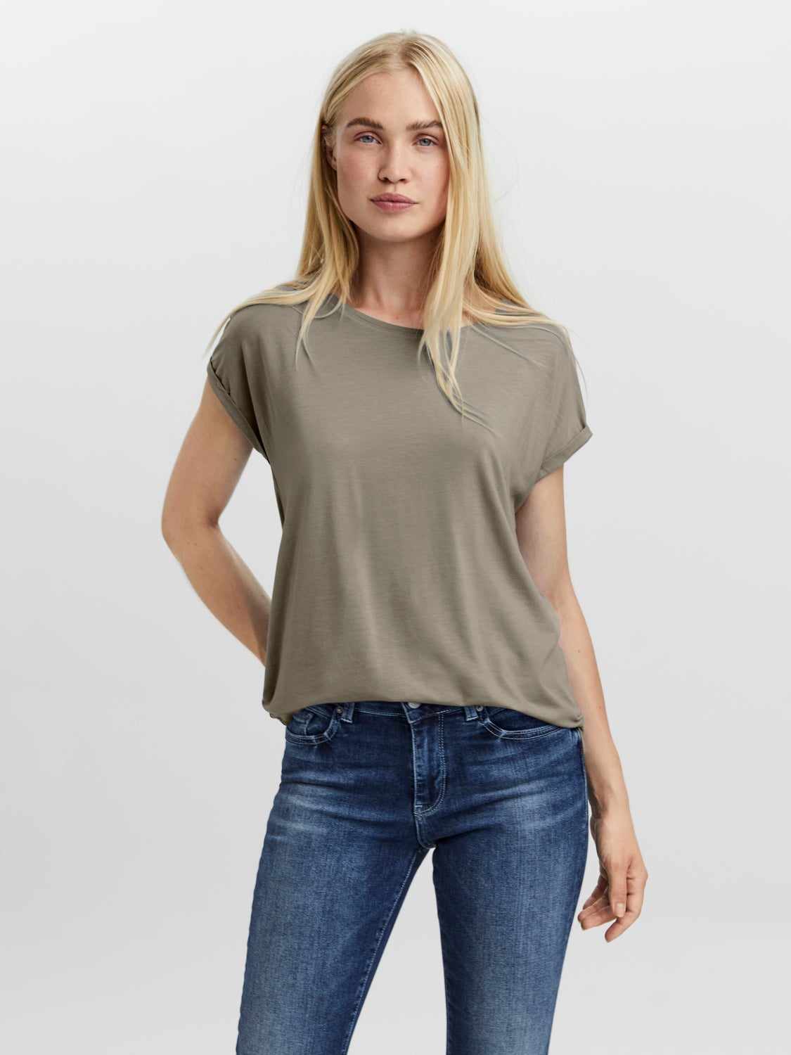 Mode Shirts Lange shirts Vero Moda Lang shirt lichtgrijs volledige print casual uitstraling 