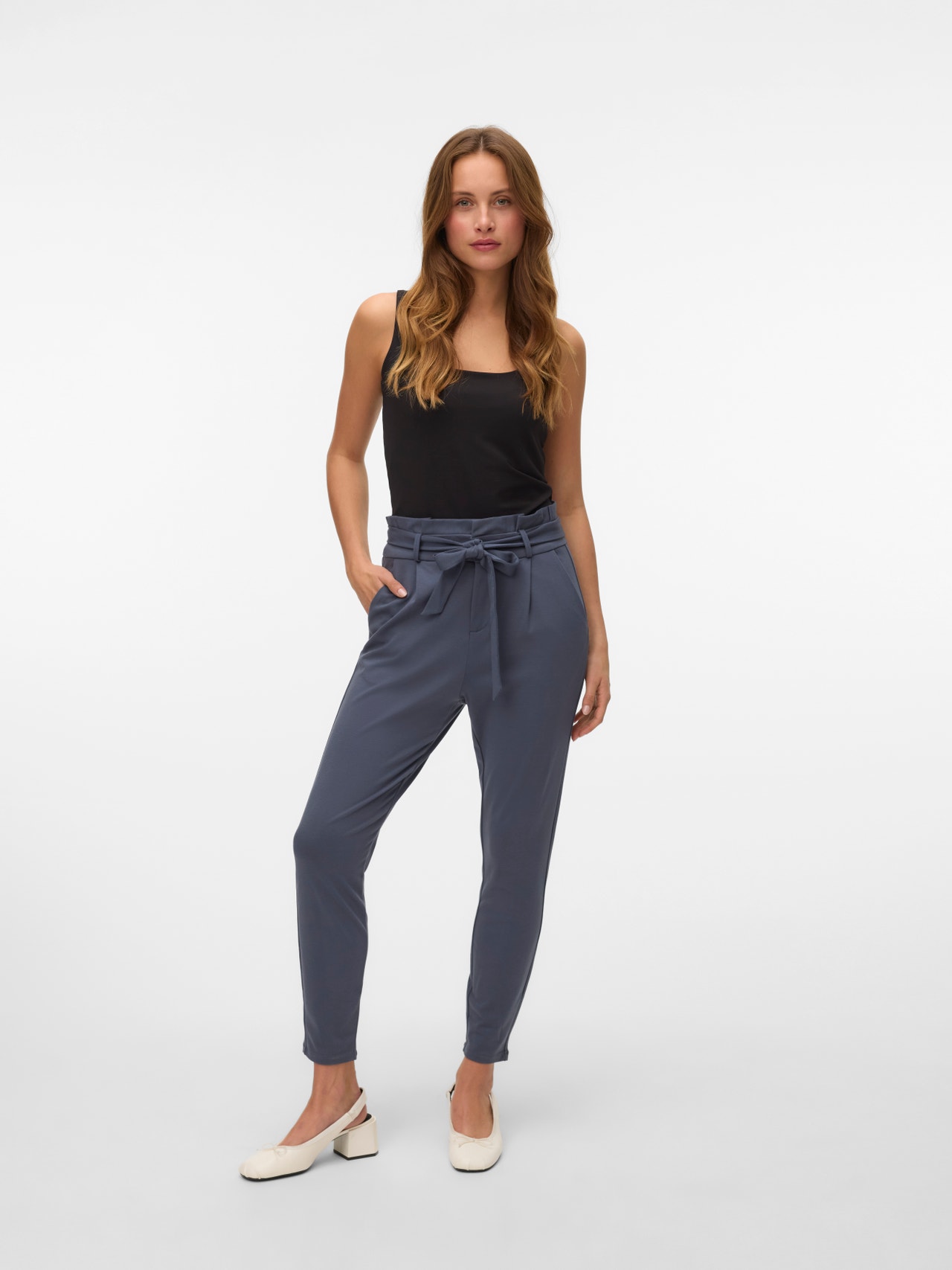 VERO MODA Slim fit Pleat-Front Pants 'Eva' in Mottled Grey | ABOUT YOU VERO MODA Slim fit Pleat-Front Pants 'Eva' in Mottled Grey | ABOUT YOU