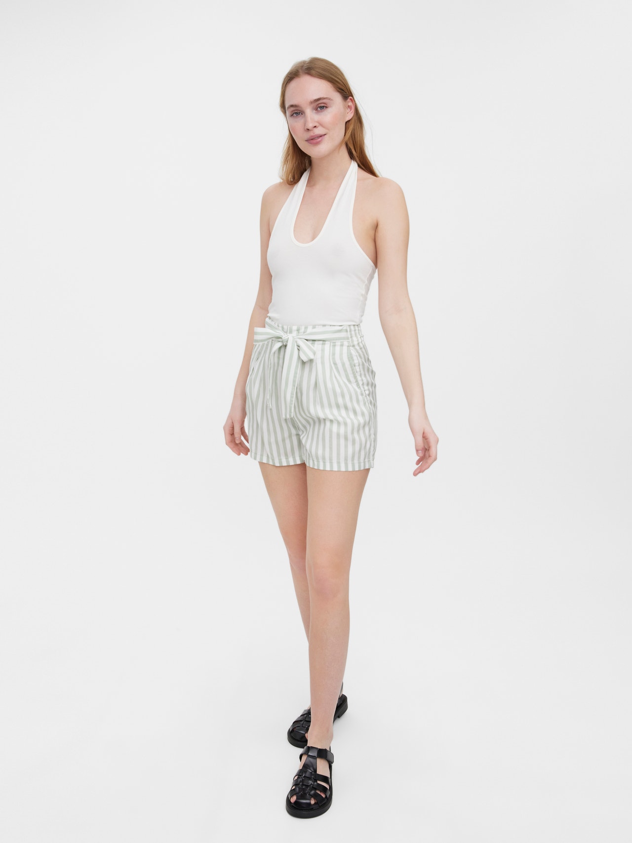 Vero Moda VMMIA Shortsit -Desert Sage - 10209543