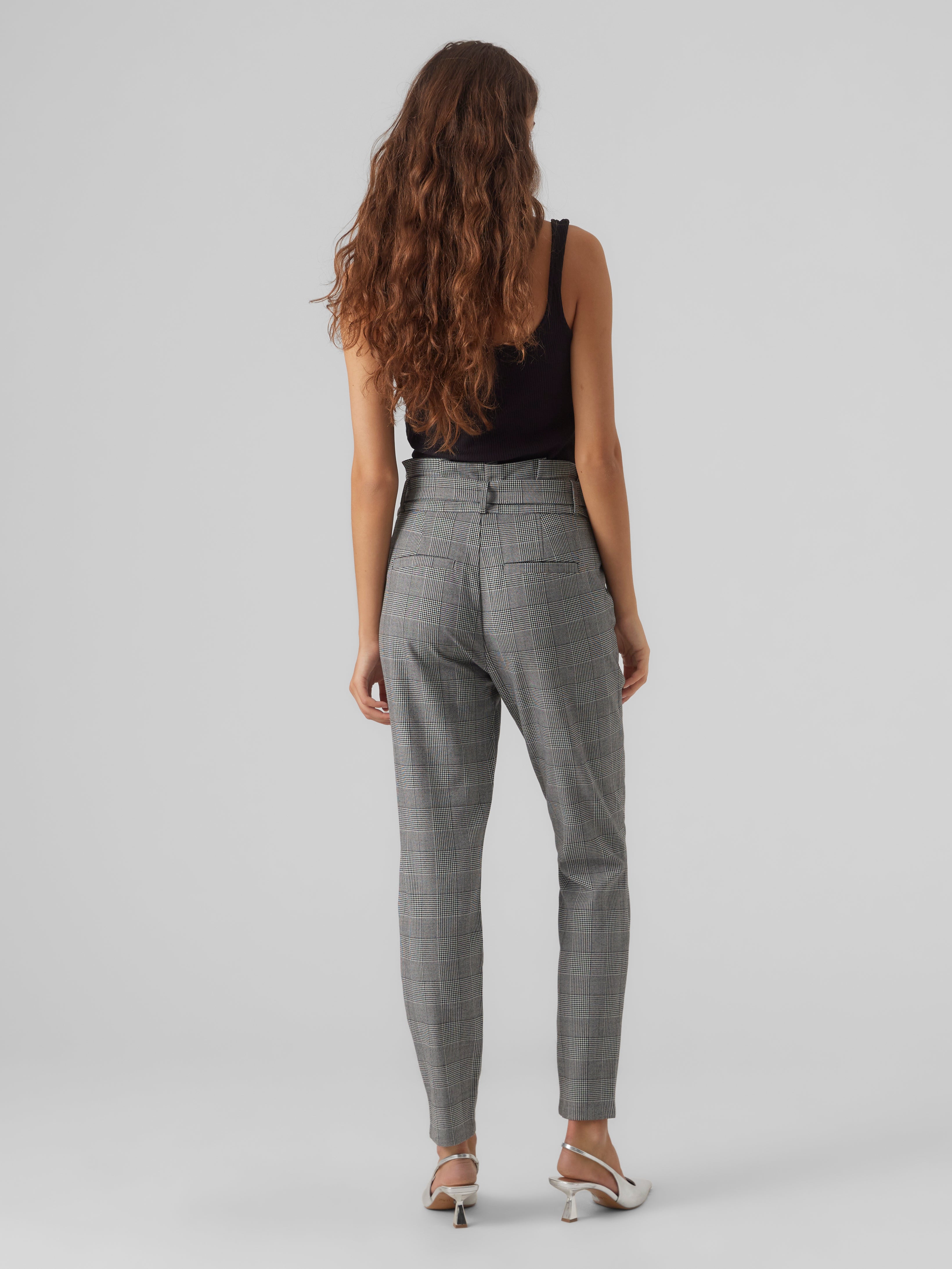 VMEASY Loose Fit Trousers with 25 discount  Vero Moda
