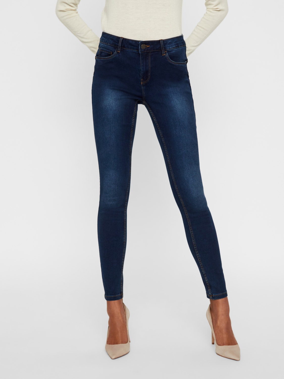 Vero Moda VMSEVEN Średni stan Krój slim Jeans -Dark Blue Denim - 10217514