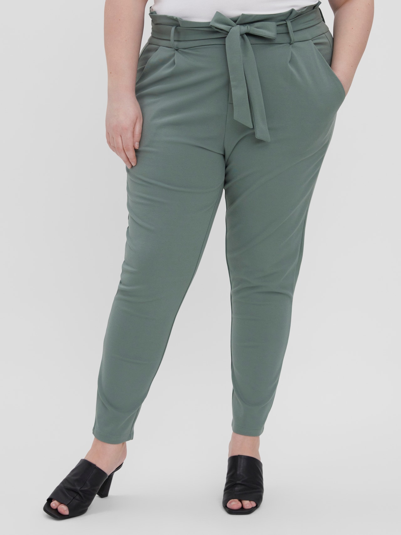 Vero | Medium Moda® | rise High VMEVA Green Trousers