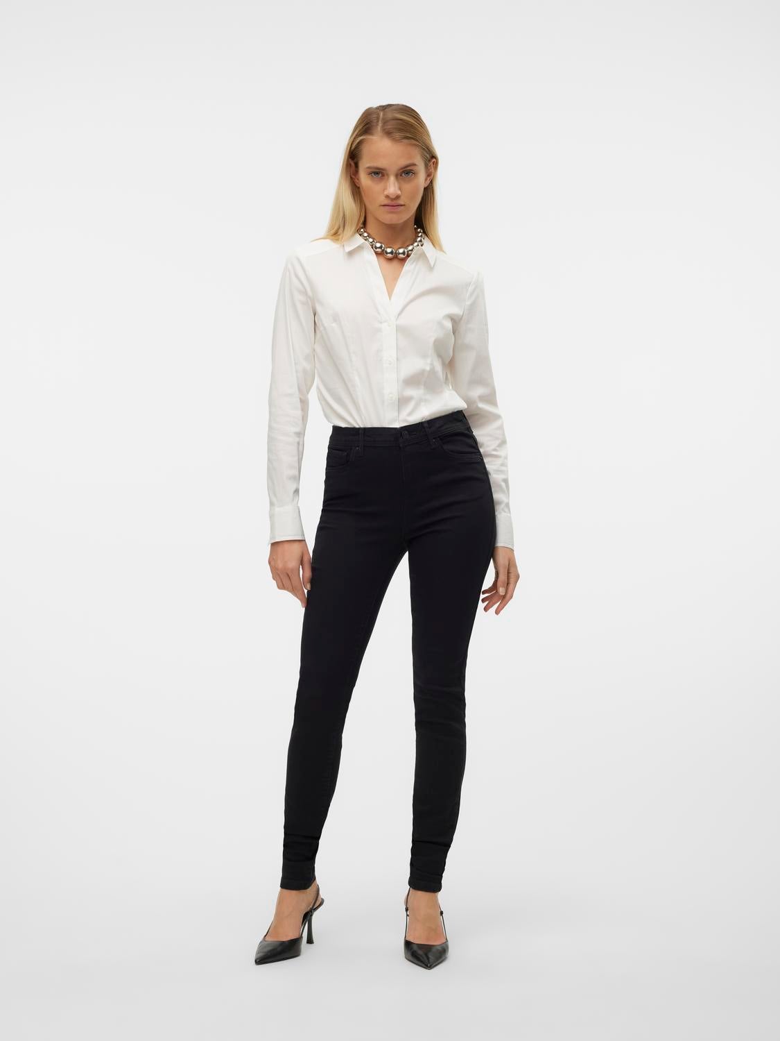 VMTANYA mid rise jeans | Zwart | Vero Moda®