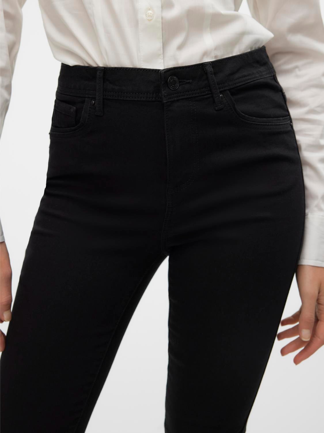 VMTANYA mid rise jeans | Zwart | Vero Moda®