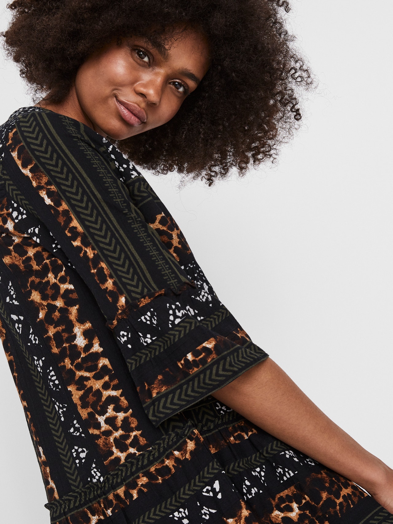 Vero Moda VMDICTHE 3/4 - Robe de jour - navy peony/bleu Vero Moda VMDICTHE 3/4 - Robe de jour - navy peony/bleu