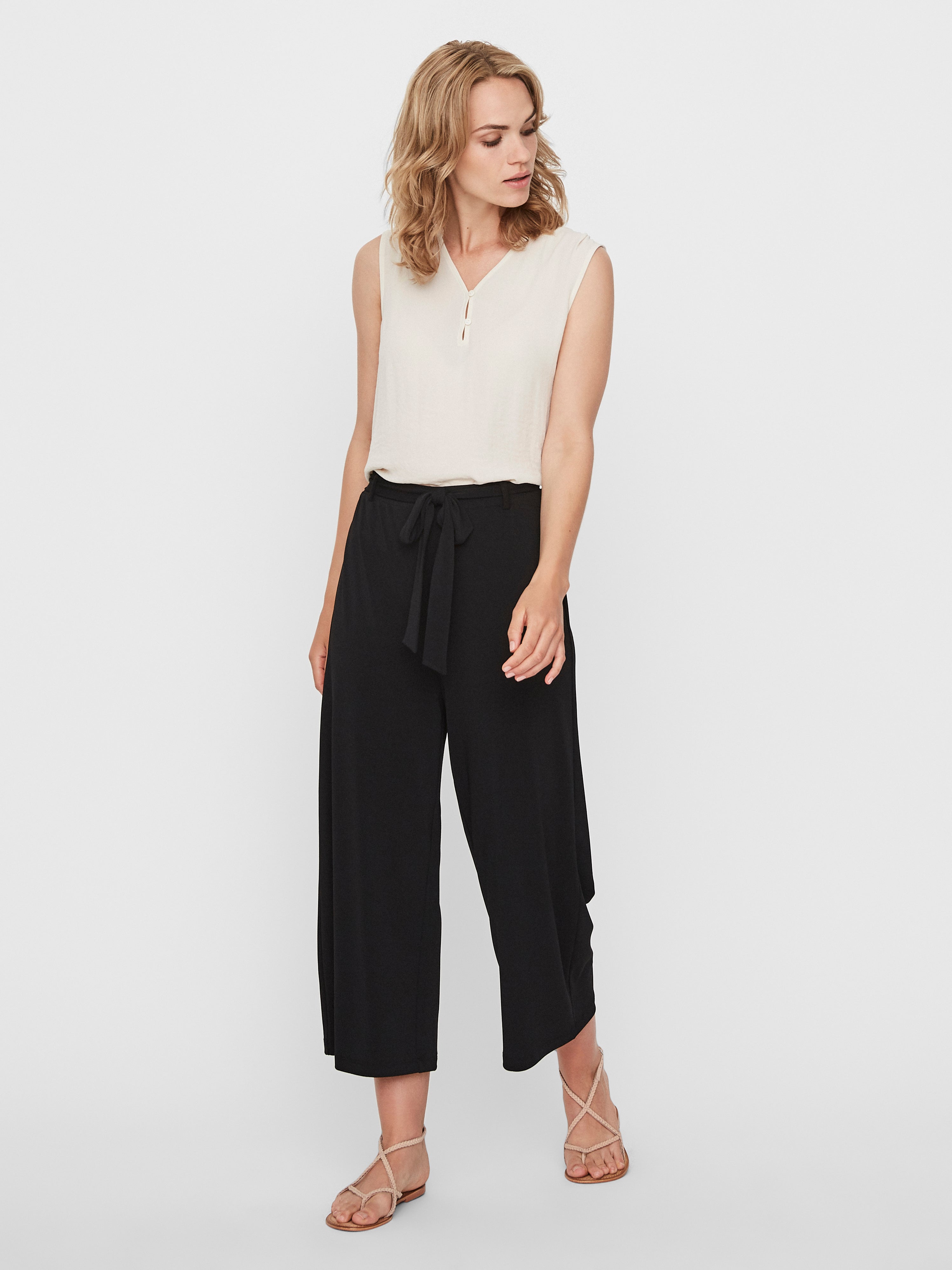 VERO MODA dam byxor VMLINN - Black