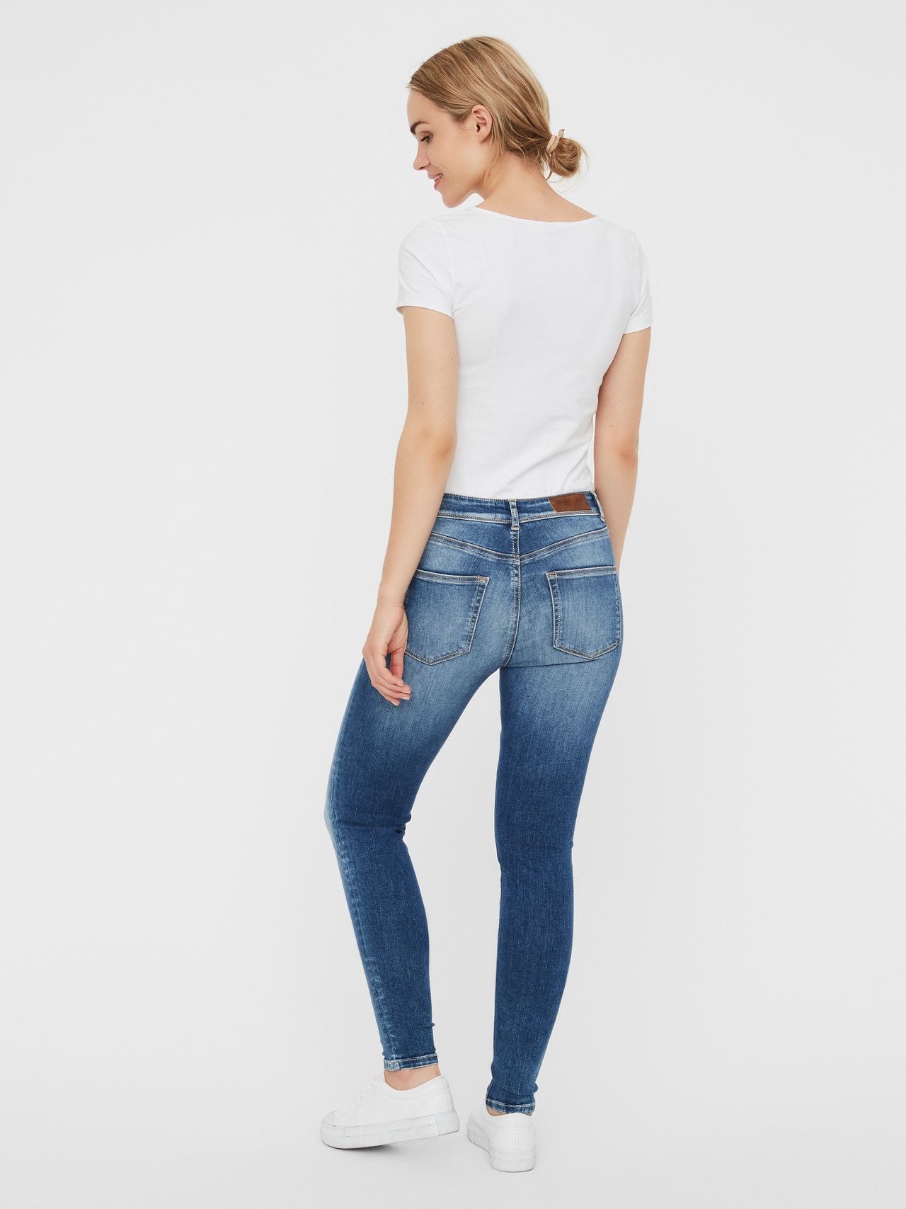 Vero Moda VMLUX Middels høyt snitt Slim Fit Jeans -Medium Blue Denim - 10227600