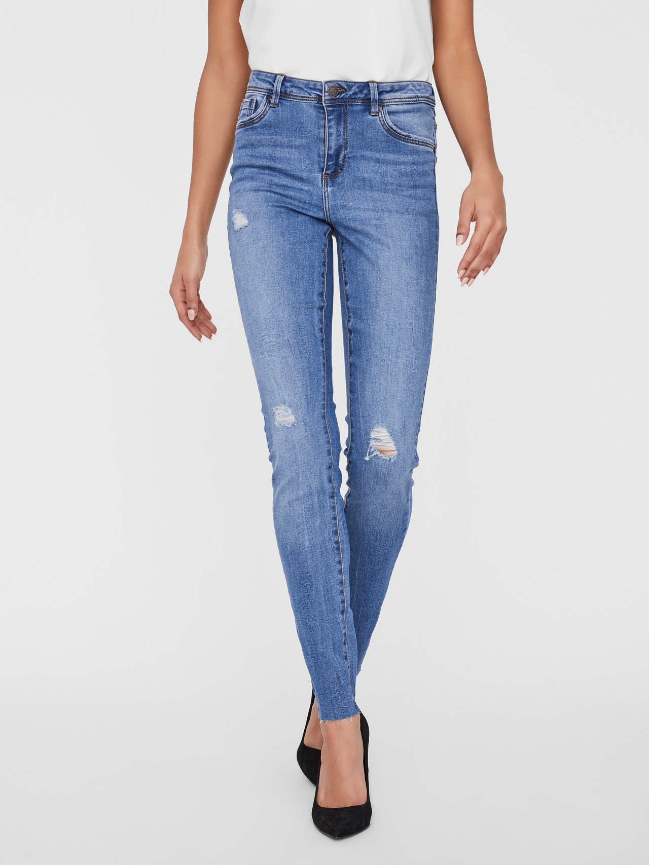 Vero Moda VMTANYA Średni stan Krój skinny Jeans -Medium Blue Denim - 10228784
