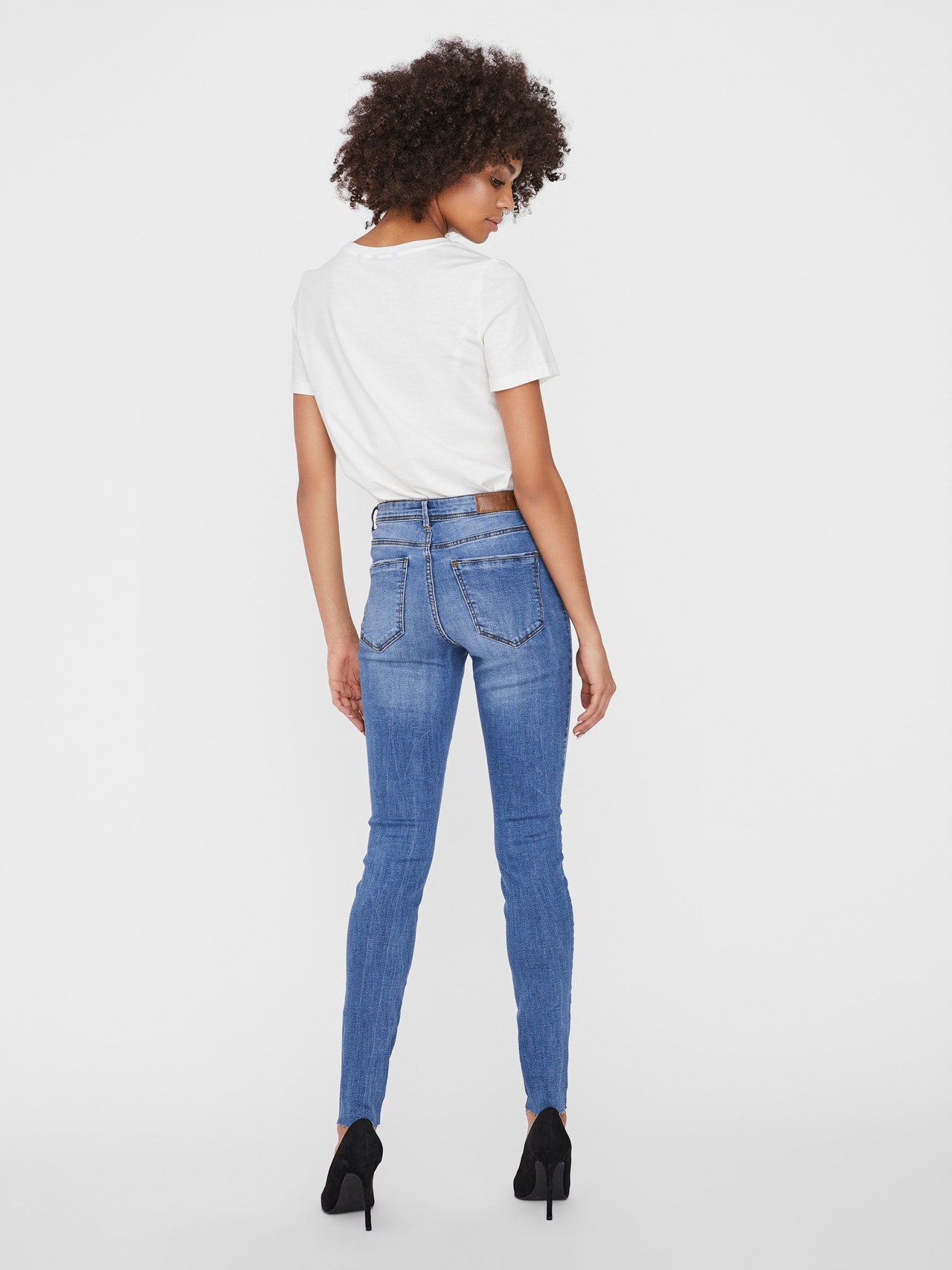 Vero Moda VMTANYA Skinny Fit Jeans -Medium Blue Denim - 10228784