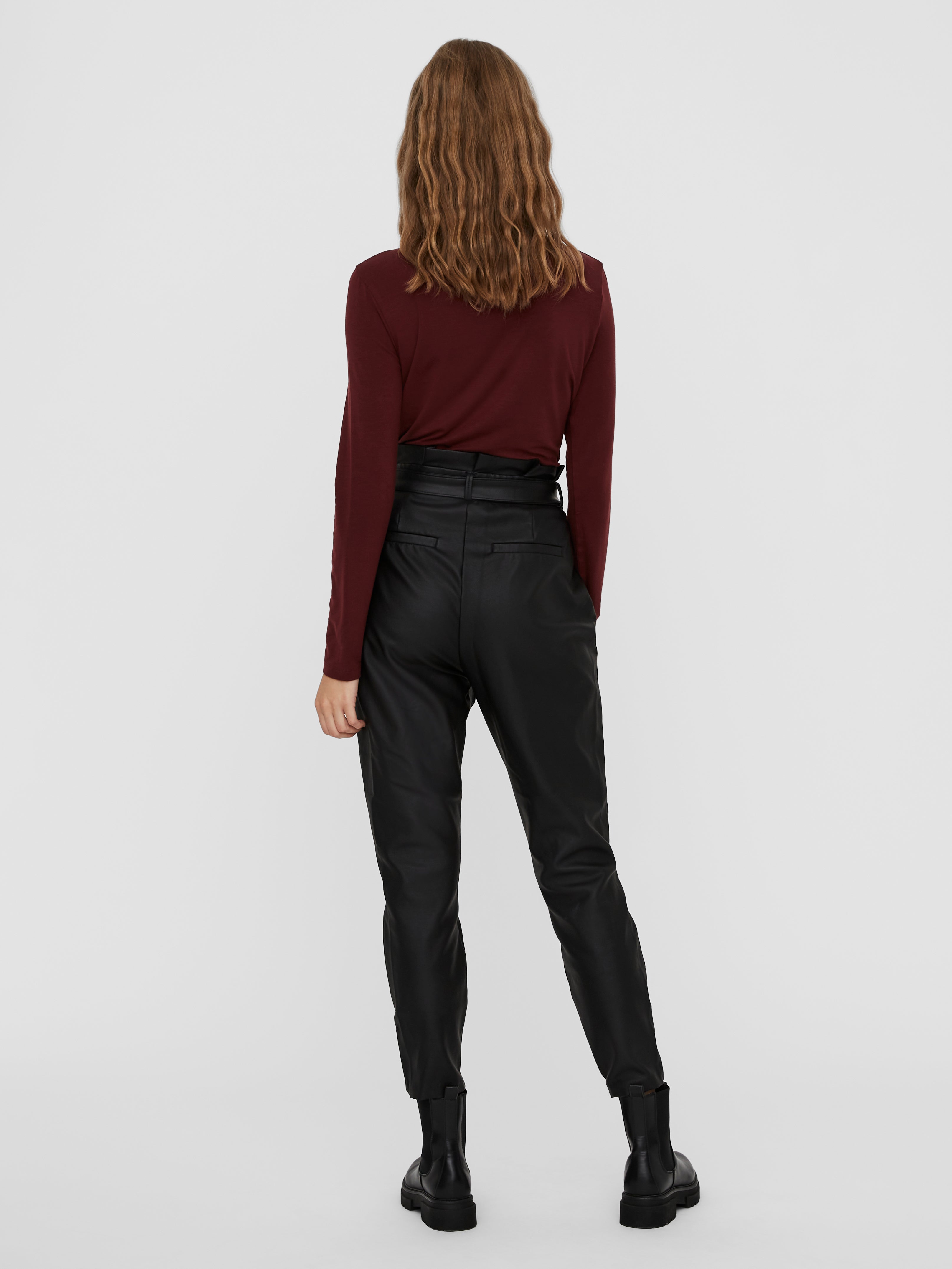 VERO MODA Leather Trousers Plus Size Fashion for Women  FASHIOLAin