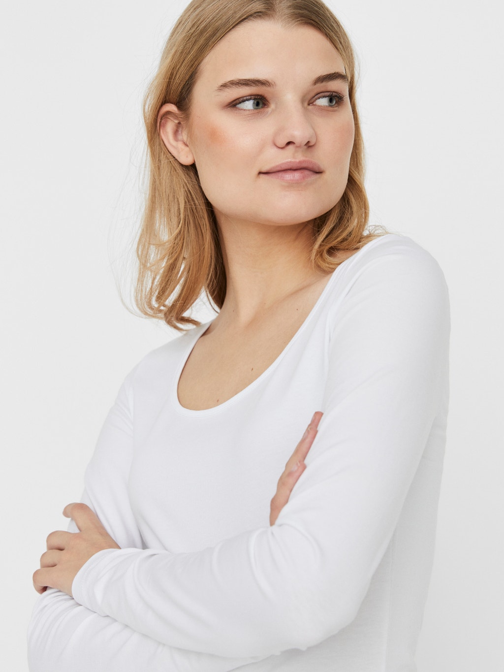 Regular Fit UNeck TShirt White Vero Moda®