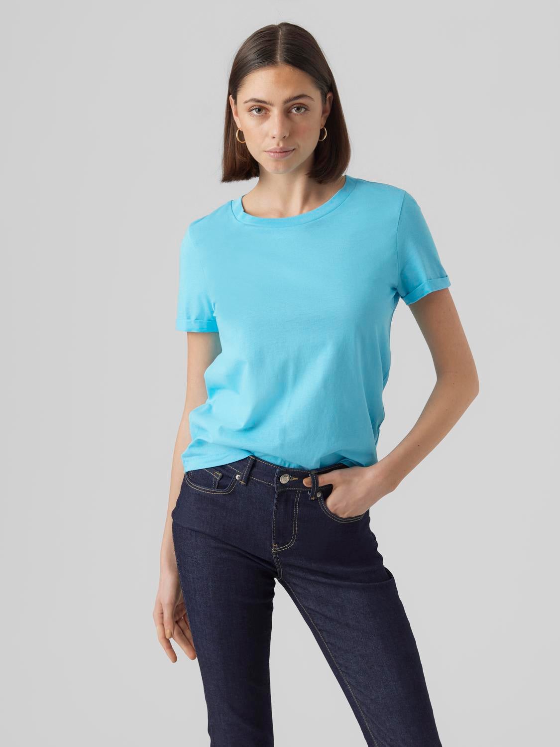 Women's T-shirts: Floral, Striped, Printed & More | VERO MODA