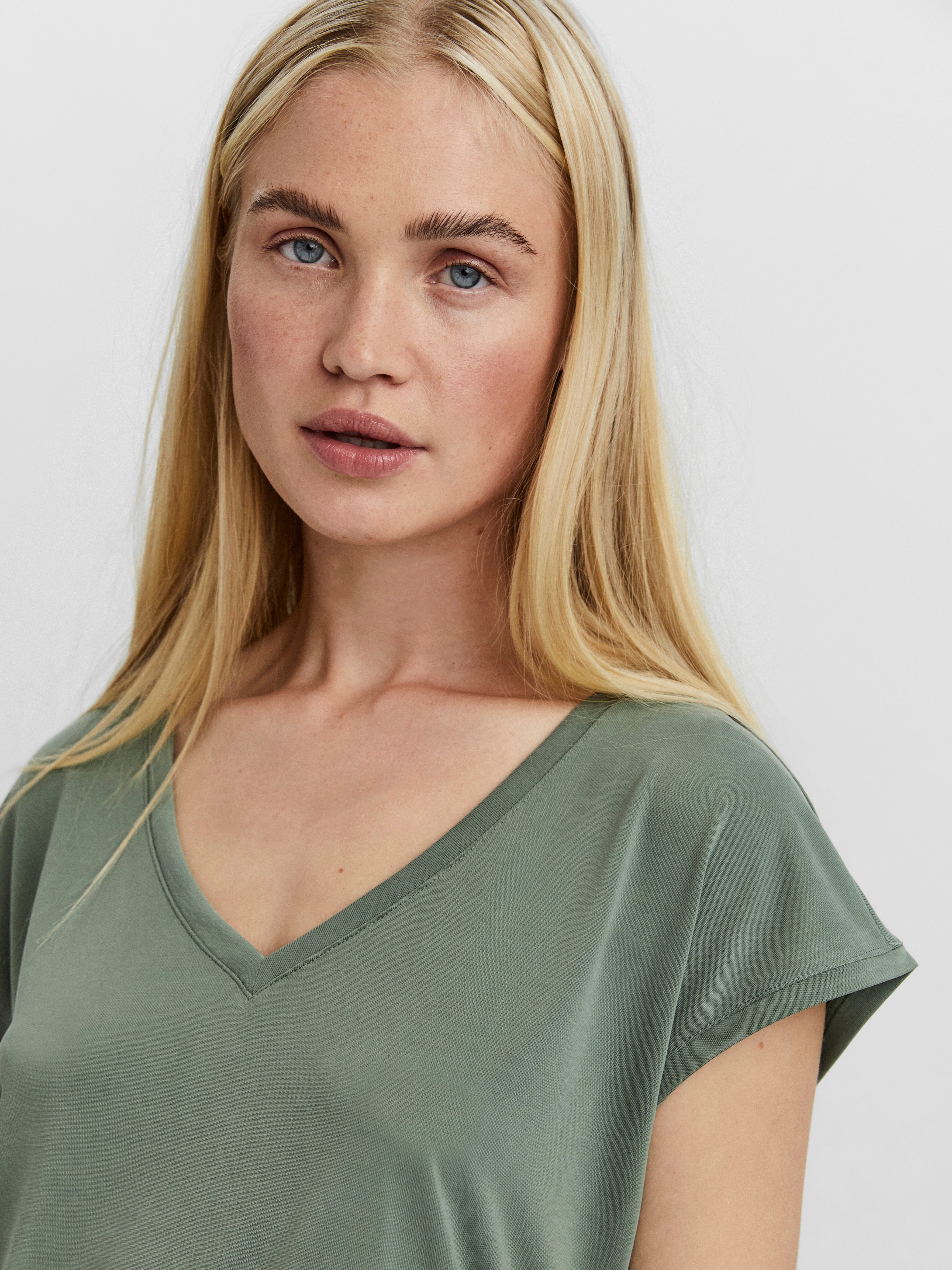 T shirt Medium Green Vero Moda