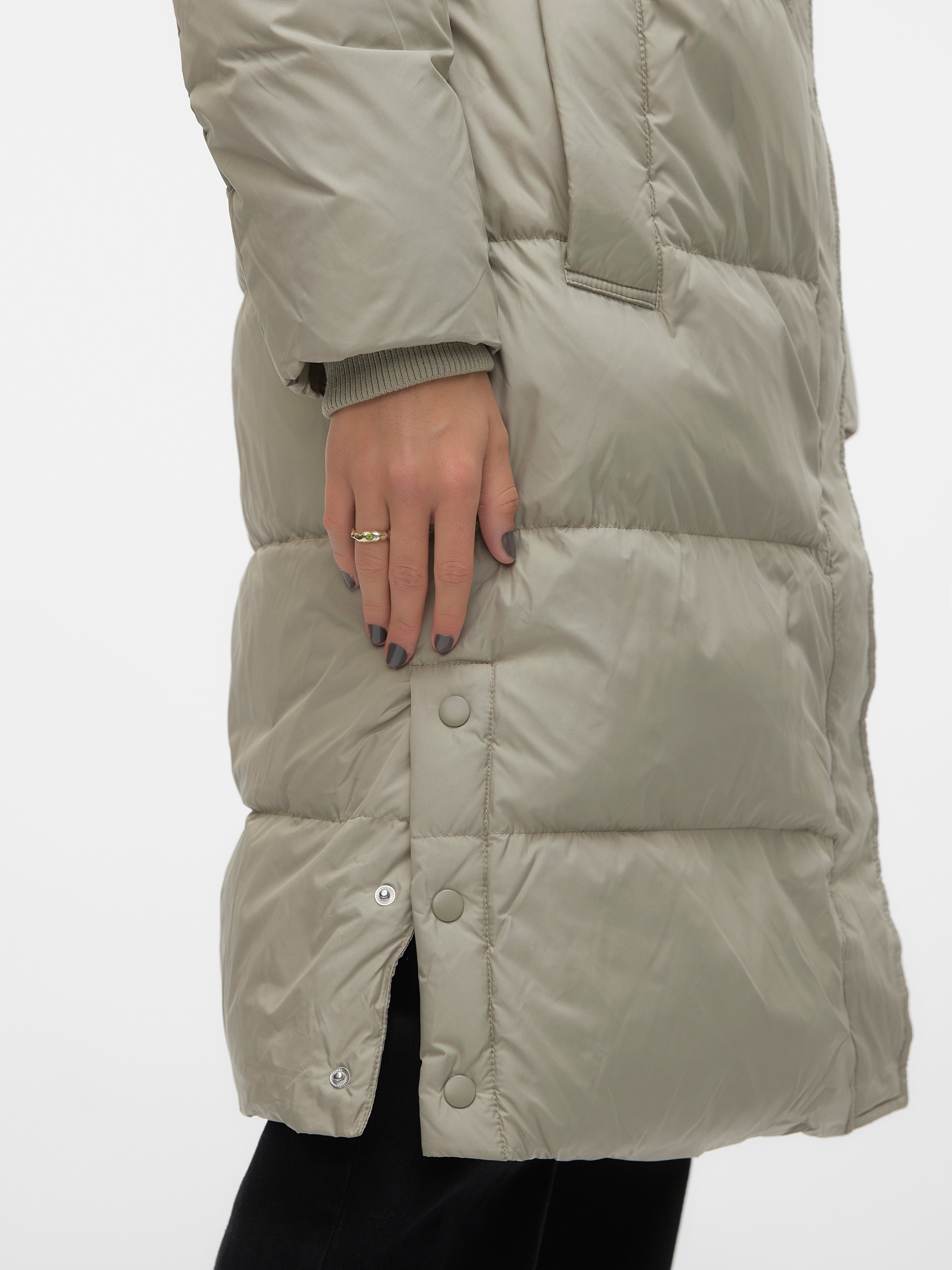 VERO MODA Women's Long Quilted Jacket Winter Jacket Parka with Hood Warm Lined VMERICAHOLLY, Colour:Black-2, Size:M
