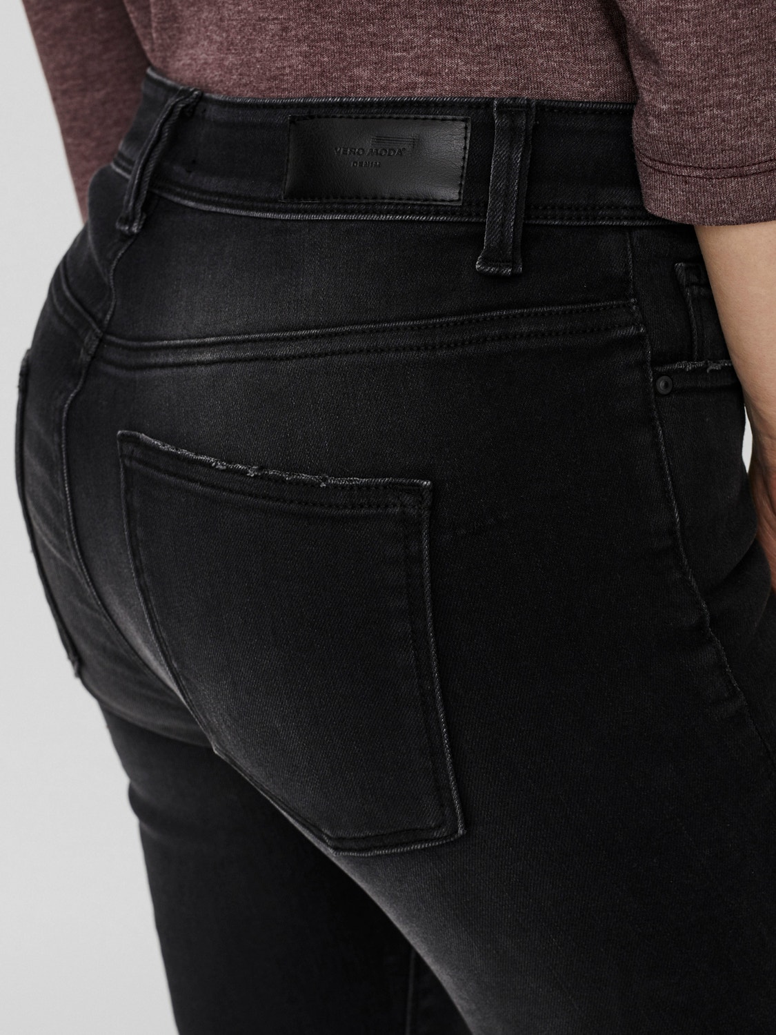 Vero Moda VMPEACH Średni stan Krój skinny Jeans -Black Denim - 10255748
