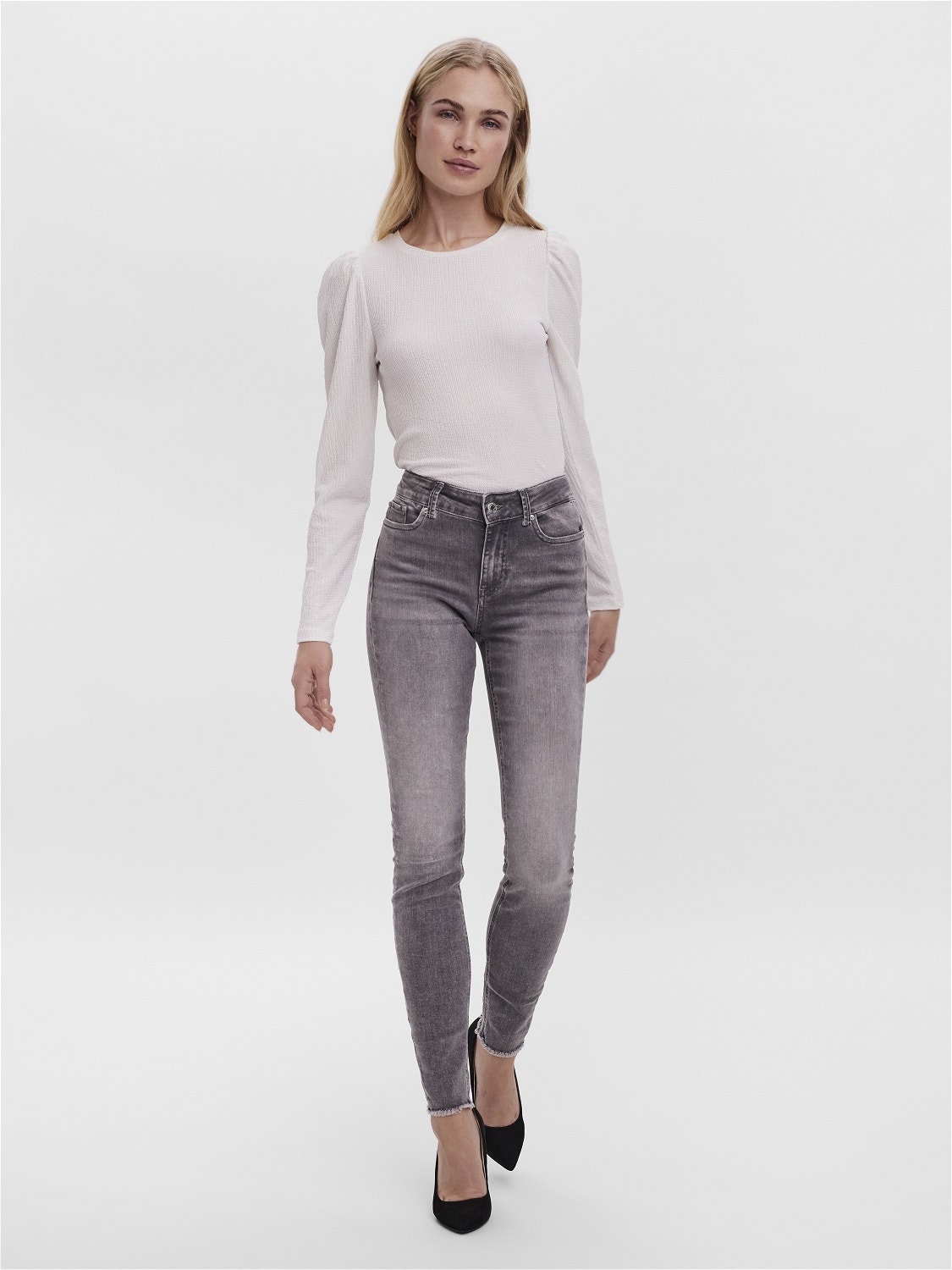 Vero Moda VMPEACH Mid Rise Skinny Fit Jeans -Medium Grey Denim - 10255749