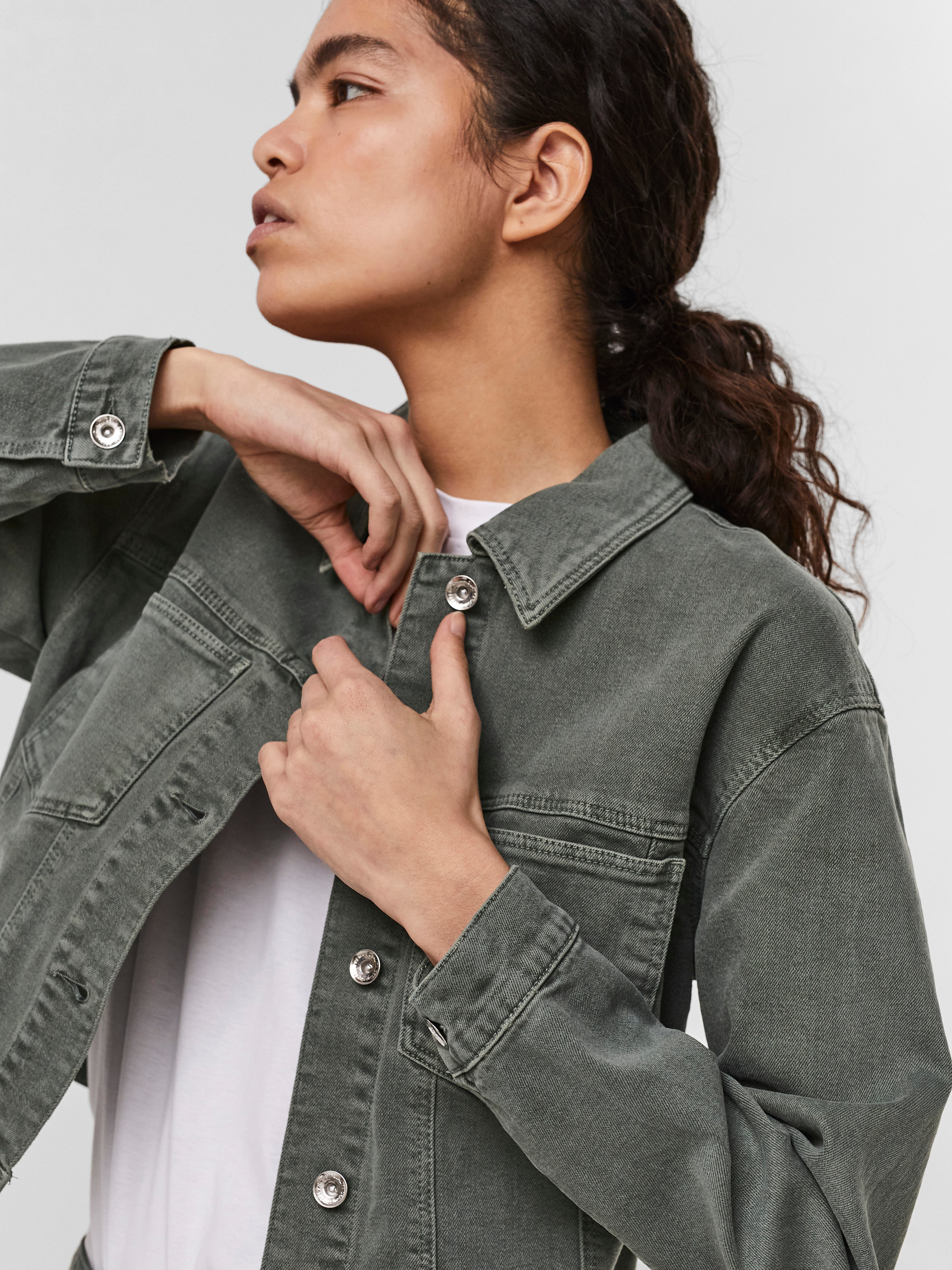 O-Neck Jacket | Medium Green | Vero Moda®