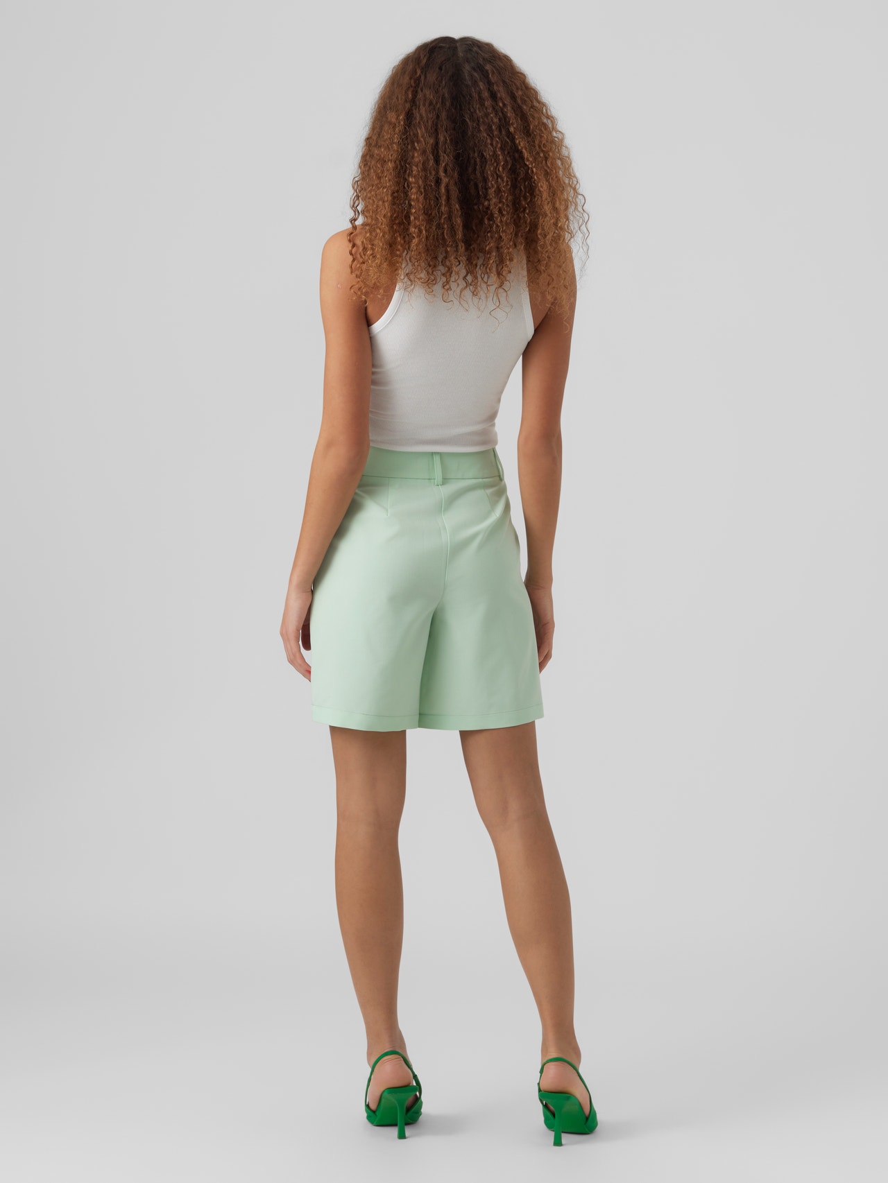 Vero Moda VMZELDA Shorts -Mist Green - 10259210