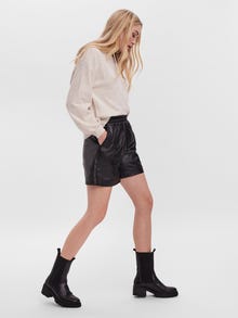 Vero Moda VMLINE Shorts -Black - 10261290