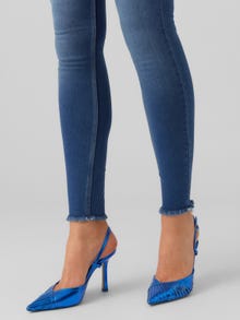Vero Moda VMLYDIA Lavt snitt Skinny Fit Jeans -Medium Blue Denim - 10264590