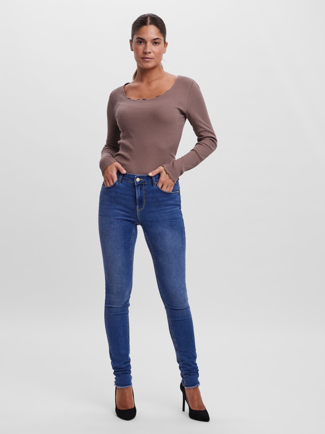Vero Moda VMSEVEN Middels høyt snitt Slim Fit Jeans -Medium Blue Denim - 10264598