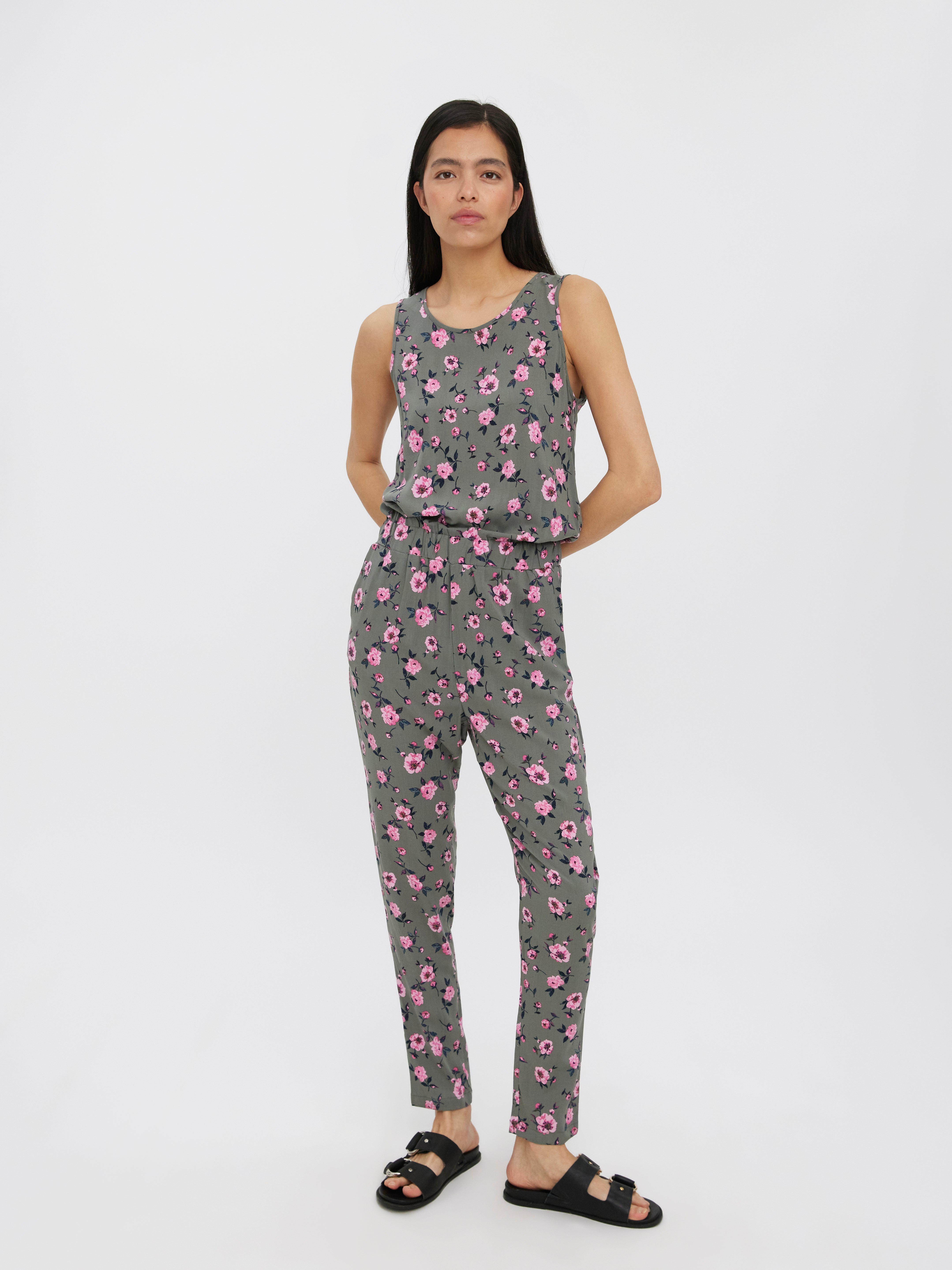 Vero moda best sale polka dot jumpsuit