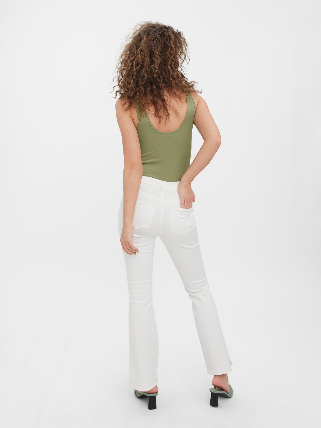 Vero Moda VMSELMA Vita alta Flared Fit Jeans -Snow White - 10266231