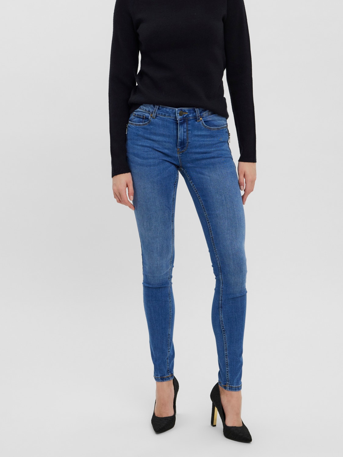 Vero Moda VMSEVEN Średni stan Krój slim Jeans -Medium Blue Denim - 10266397