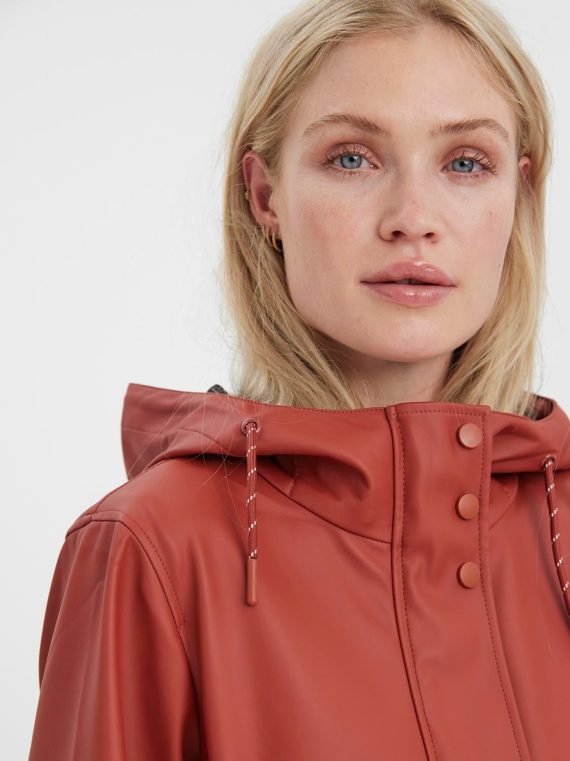 input hold sovende rain jacket | Medium Red | Vero Moda®