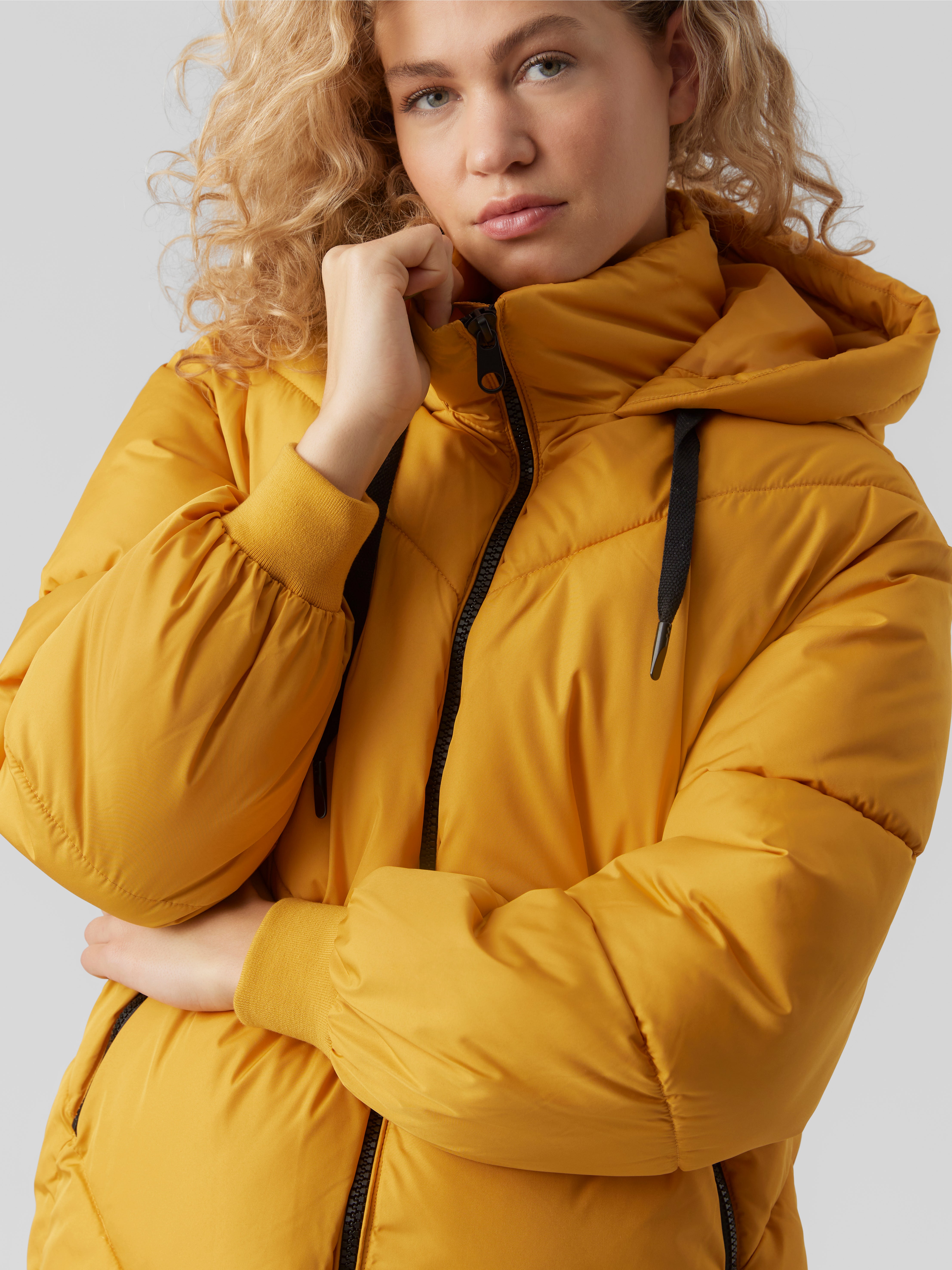 Vero moda 2024 yellow jacket