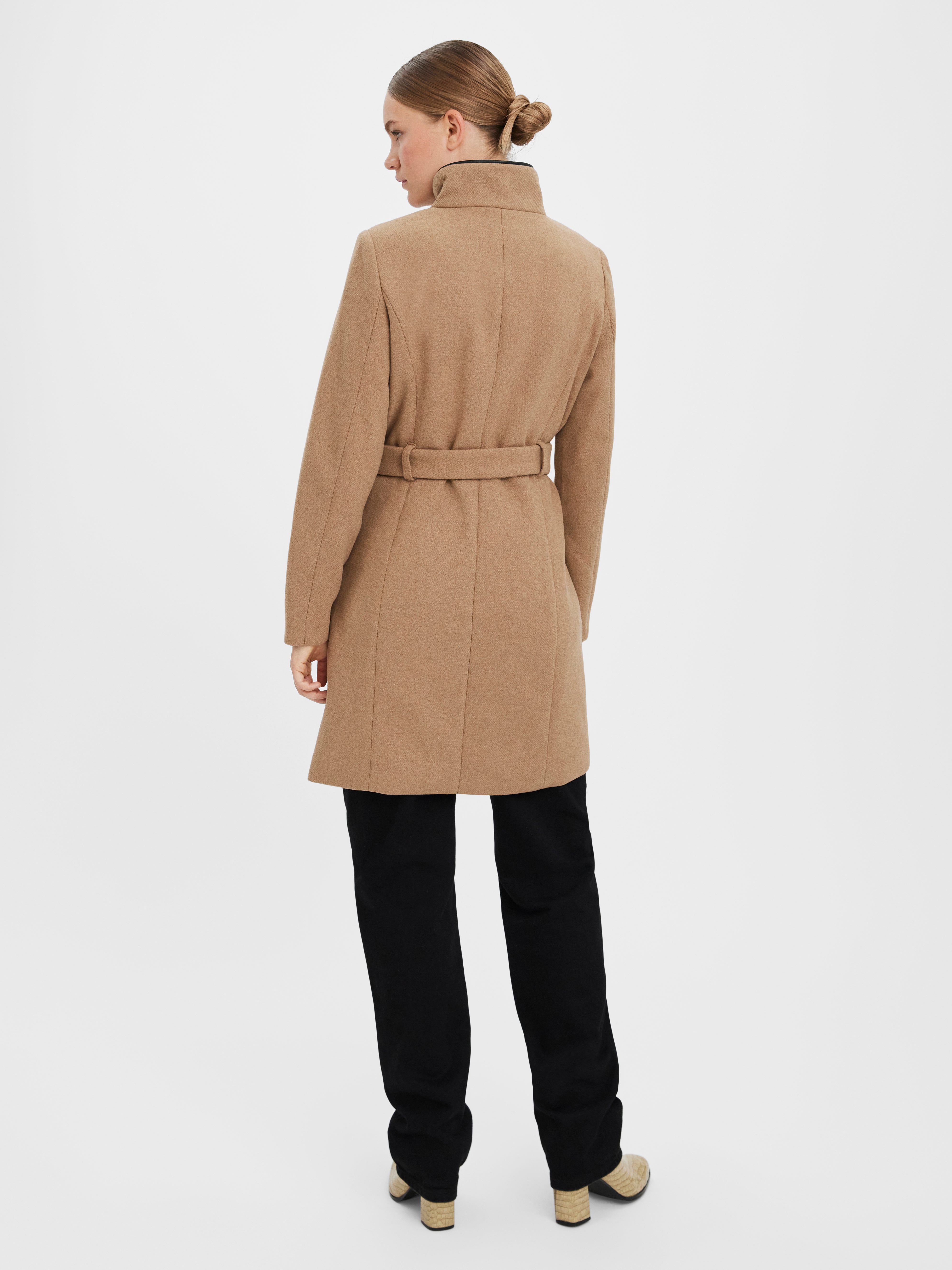 Stand up clearance collar camel coat