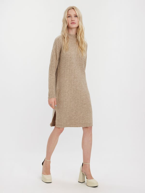 Robe longue Relaxed Fit Col roul?� Poignets c?�tel?�s ??paules tombantes | Dark Brown | Vero Moda?�
