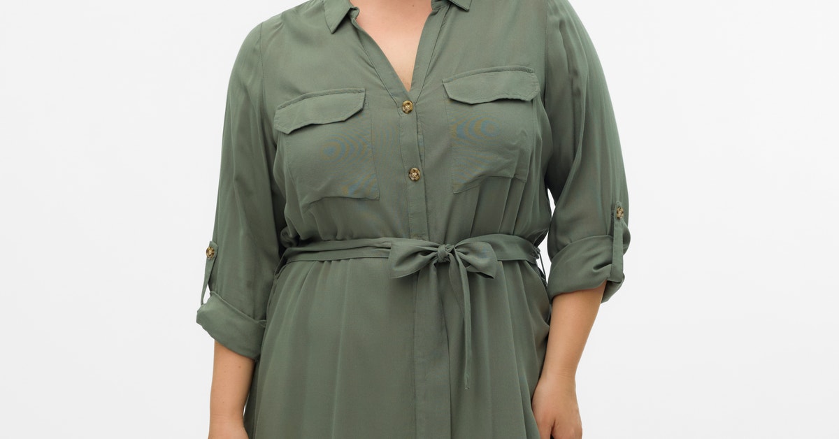 Vero Moda Curve VMBUMPY SHIRT DRESS - Nappali ruha - snow white/fehér