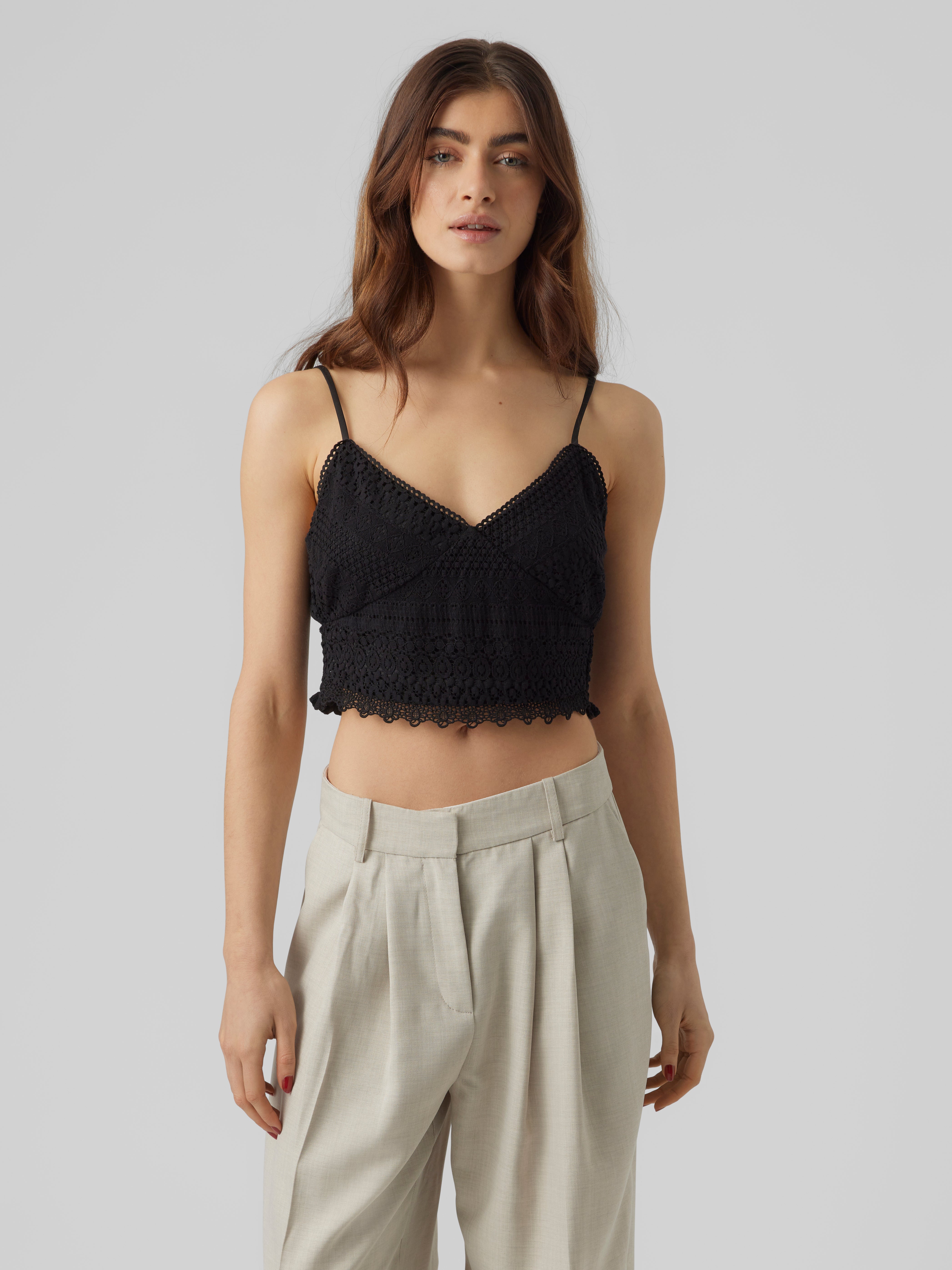 ヴェロモーダ Vero Moda slinky crossover crop top in black