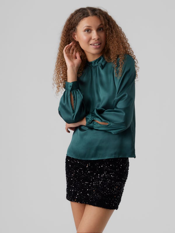 Essentials Dames Relaxed Fit V-hals Cropped Cardigan, Eggshell Wit, Small