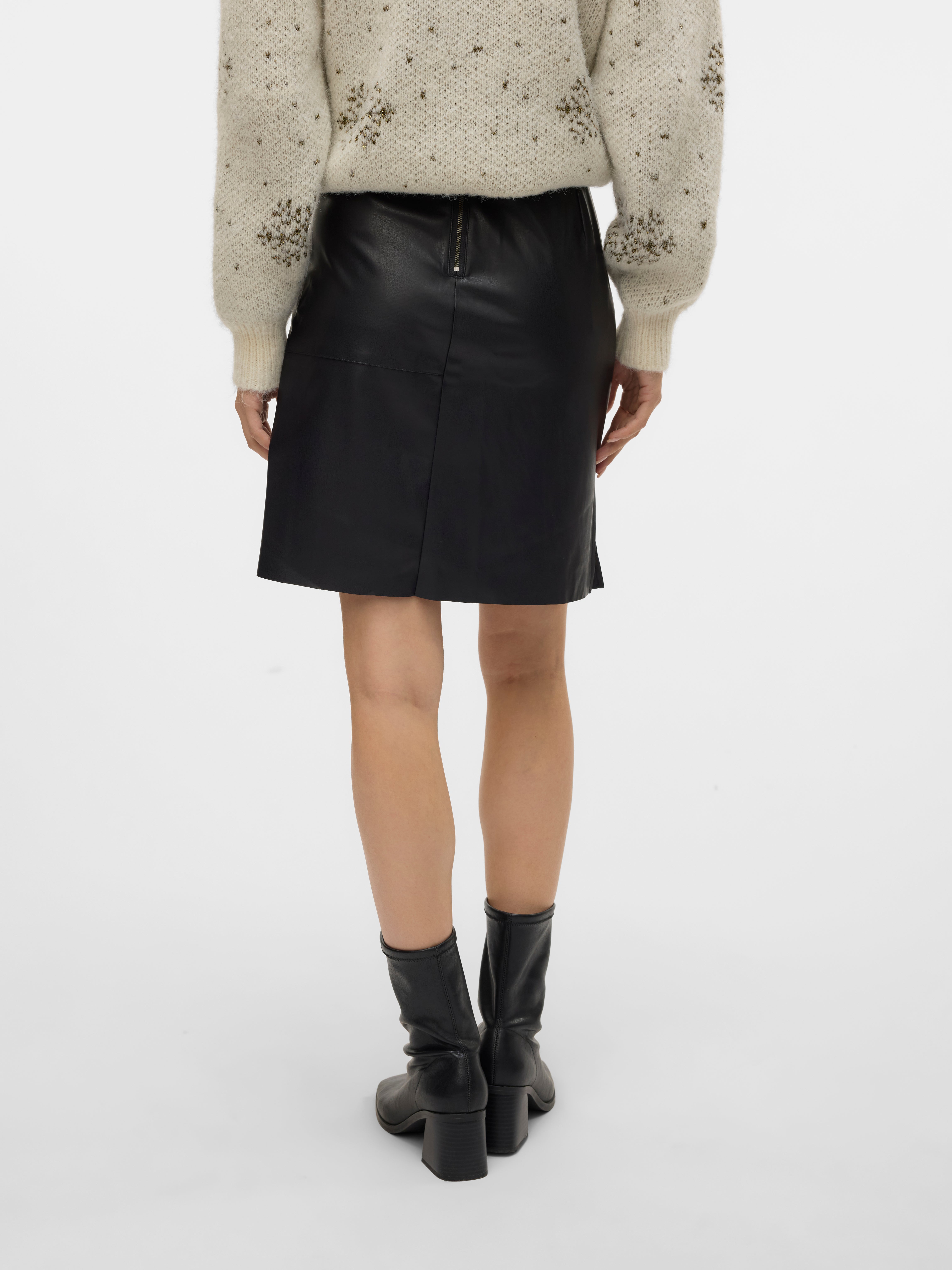 VMOLYMPIA High waist Short Skirt Black Vero Moda