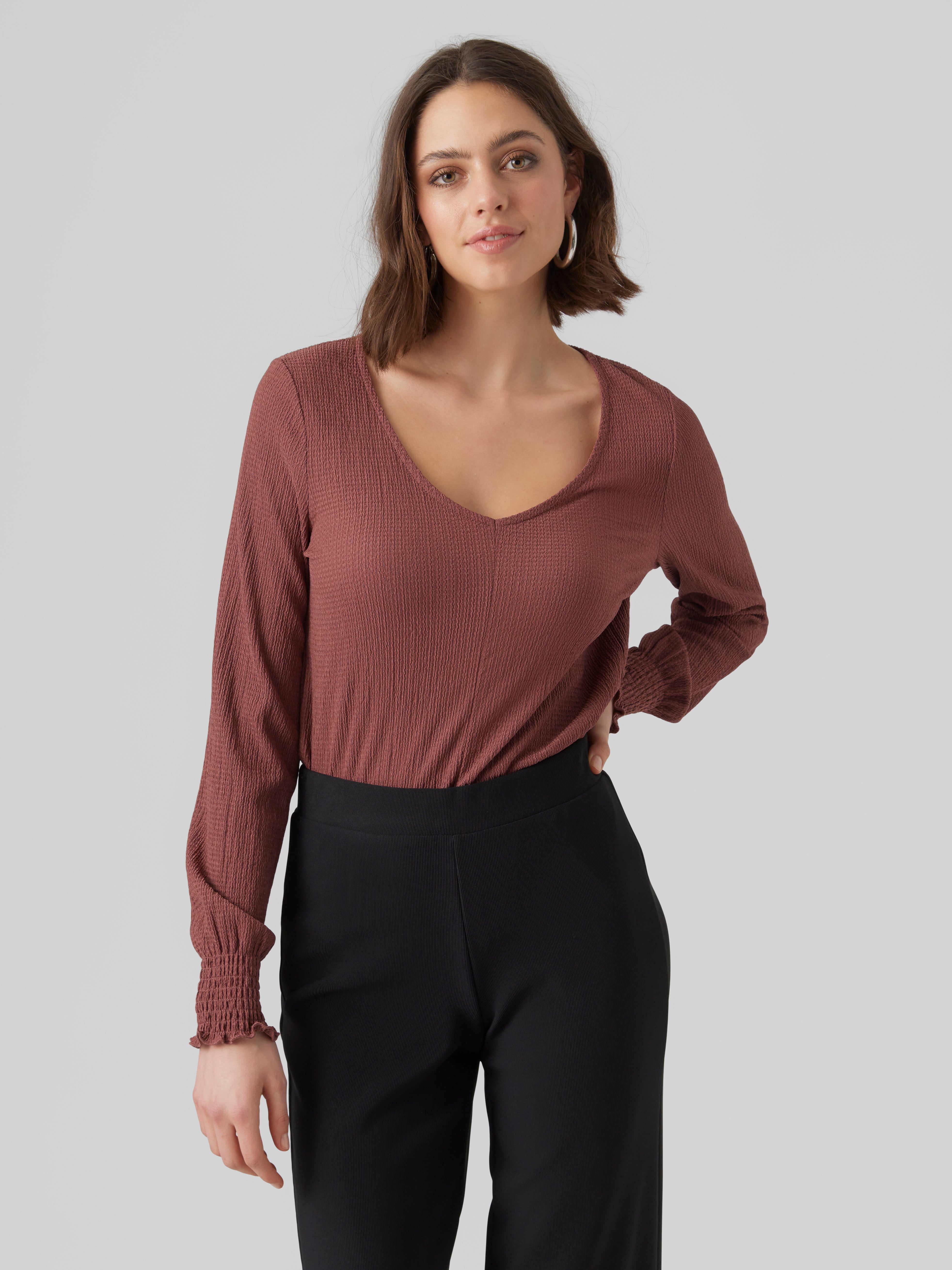 Vero moda discount v neck top