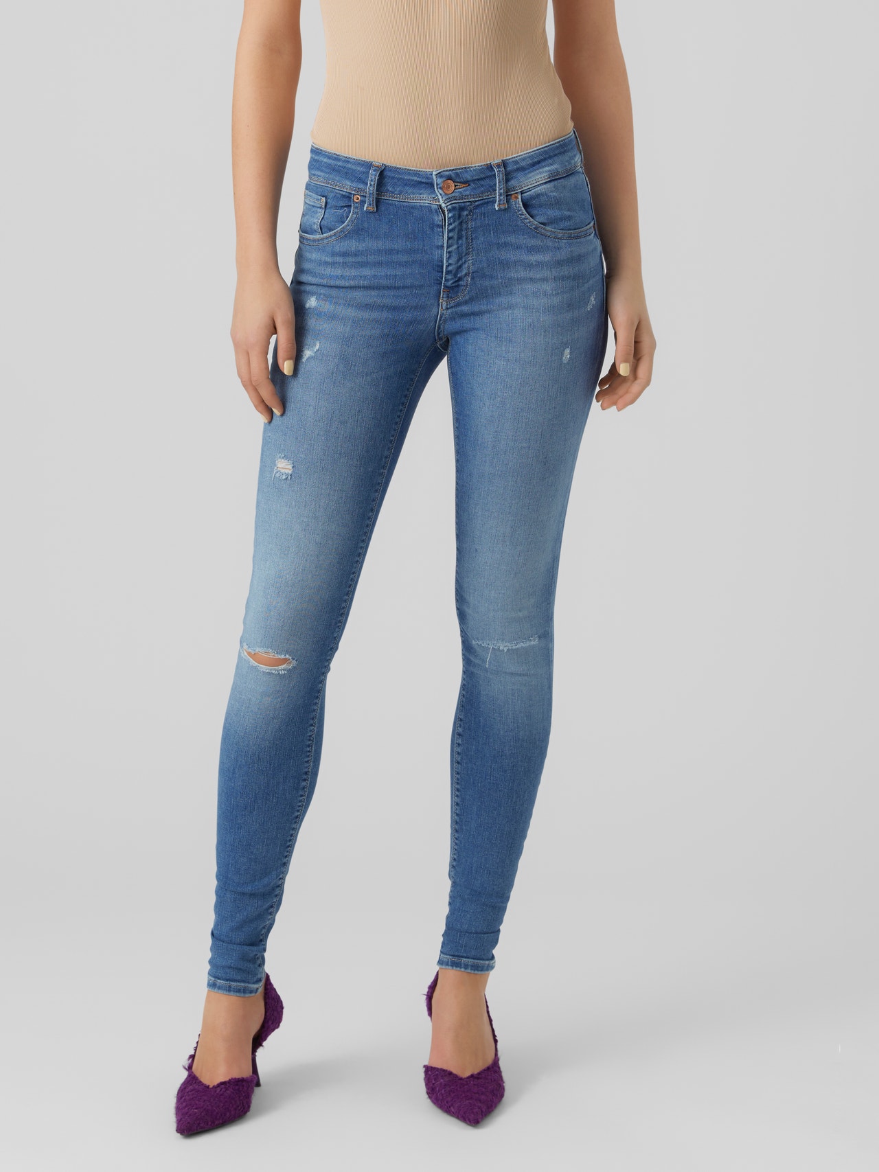 Slim Fit Jeans with 70% discount! | Vero