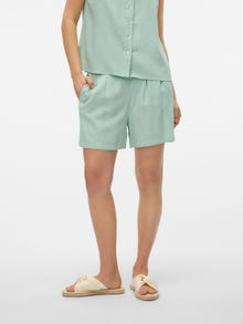 Vero Moda VMJESMILO Shorts -Silt Green - 10279694
