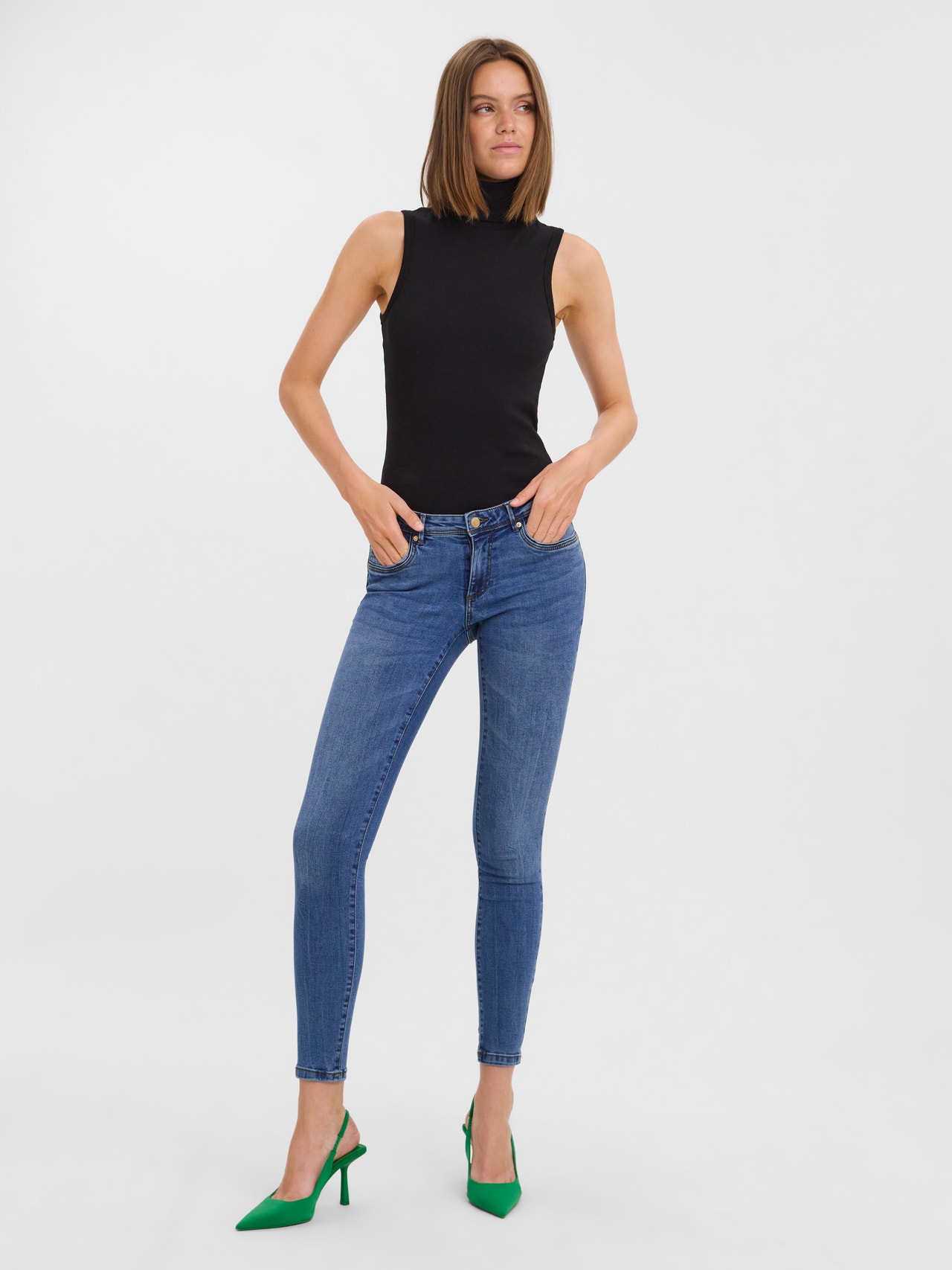 Vero Moda VMLYDIA Vita bassa Skinny Fit Jeans -Medium Blue Denim - 10282219