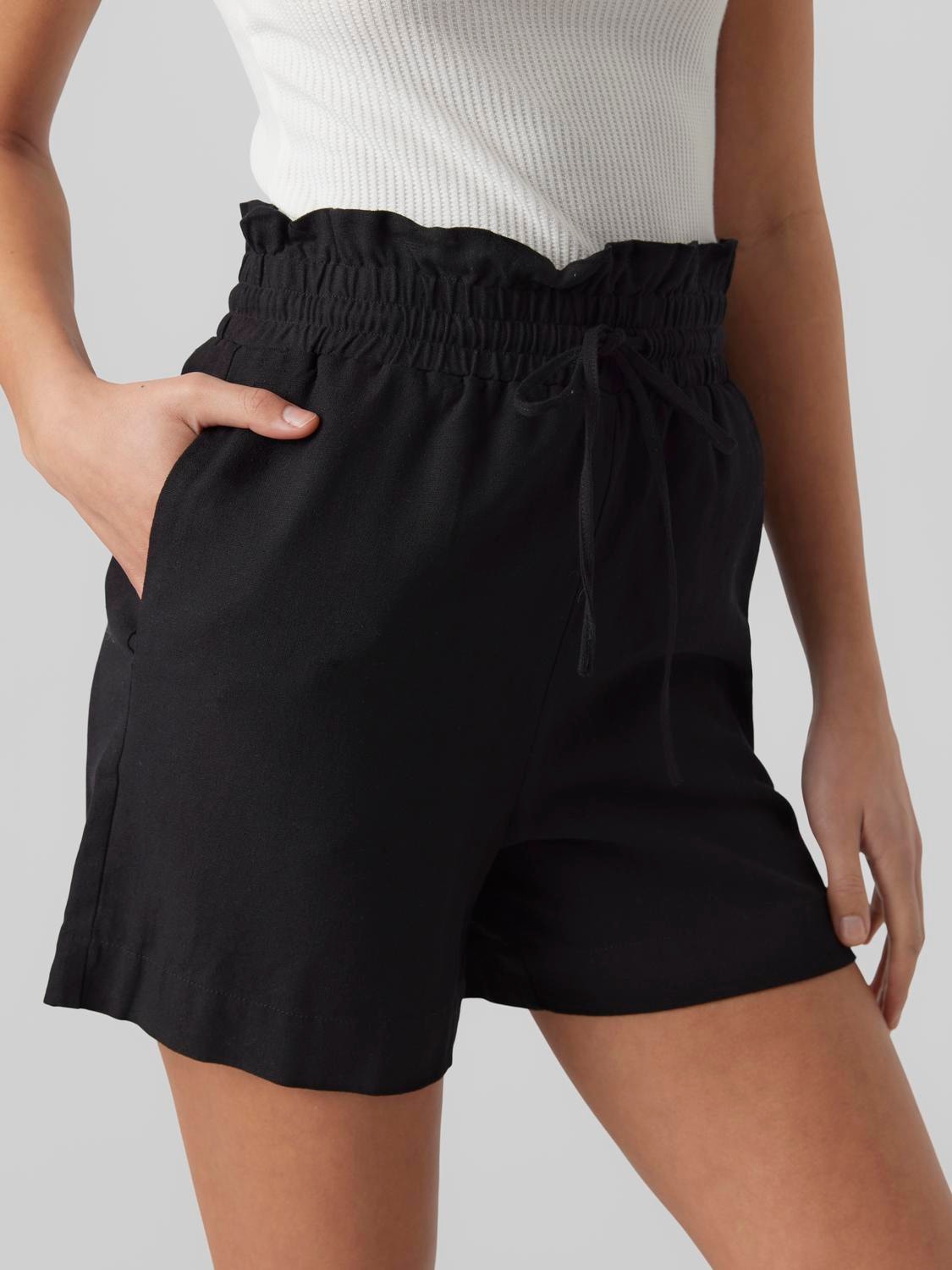 Paperbag shorts | | Vero Moda®