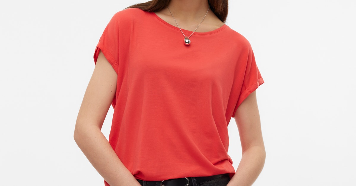 VMAVA T-Shirt - Pink Cosmos main image 0