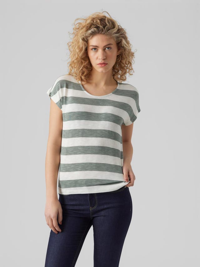 Women's T-shirts: Floral, Striped, Printed & | VERO MODA