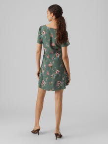 Vero Moda VMEASY Krótka sukienka -Laurel Wreath - 10286751