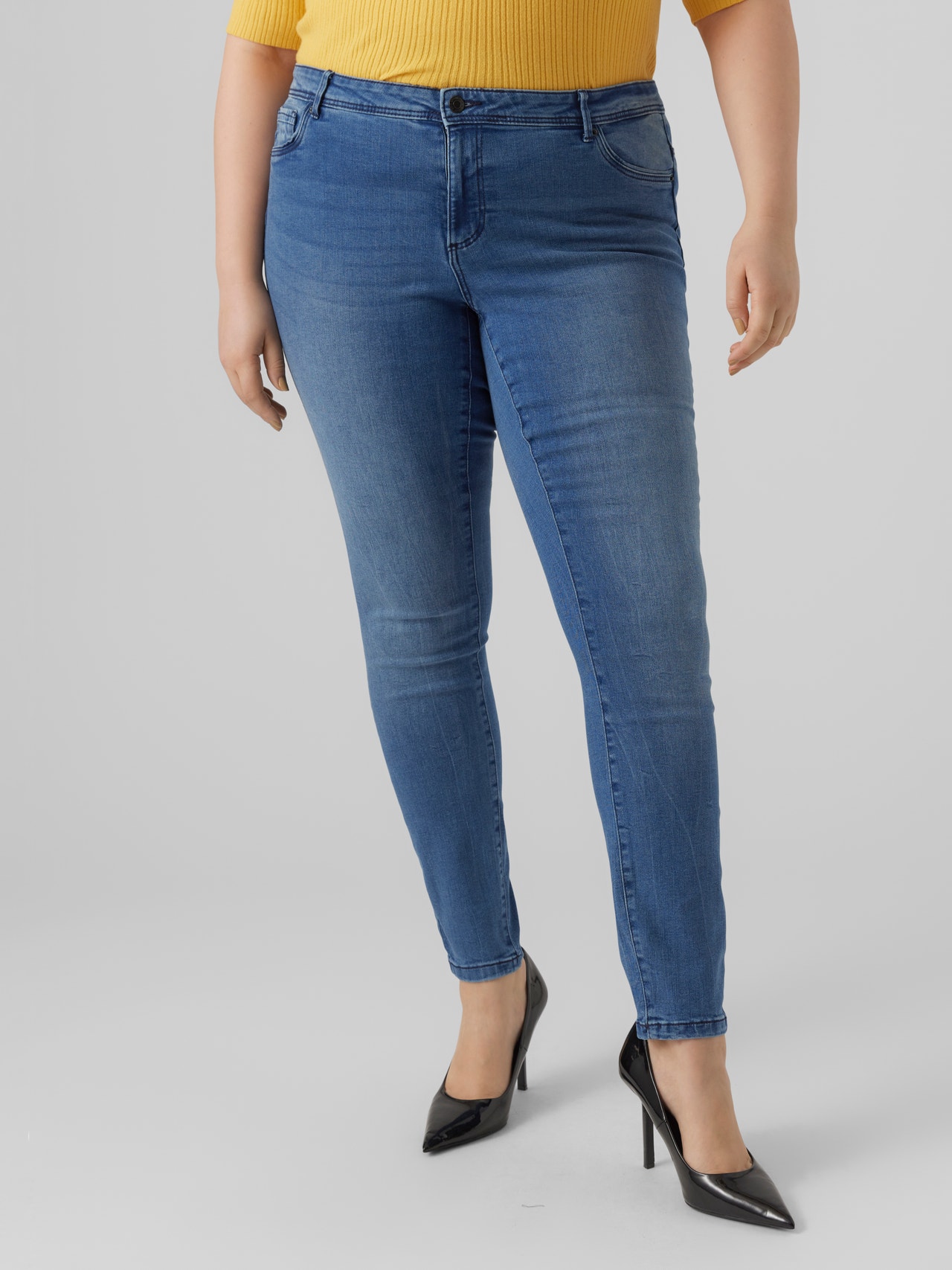 Vero Moda VMFANYA Middels høyt snitt Slim Fit Jeans -Medium Blue Denim - 10287060