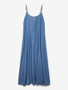 Vero Moda VMCHARPER Lang kjole -Medium Blue Denim - 10289254