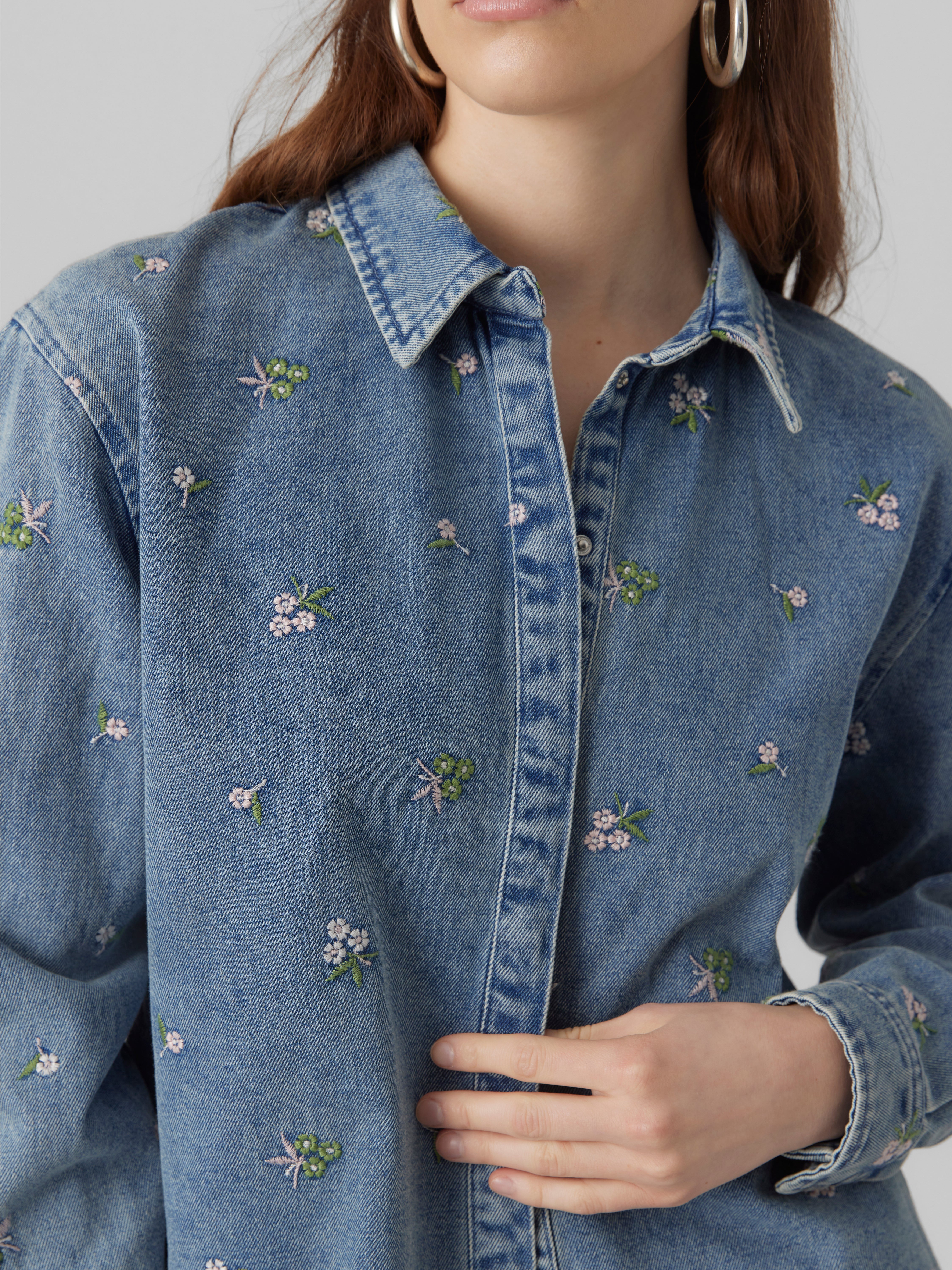 fit Skjortekrave Manchetter med knapper Almindelige ærmer Skjorte | Mellemblå | Vero Moda®