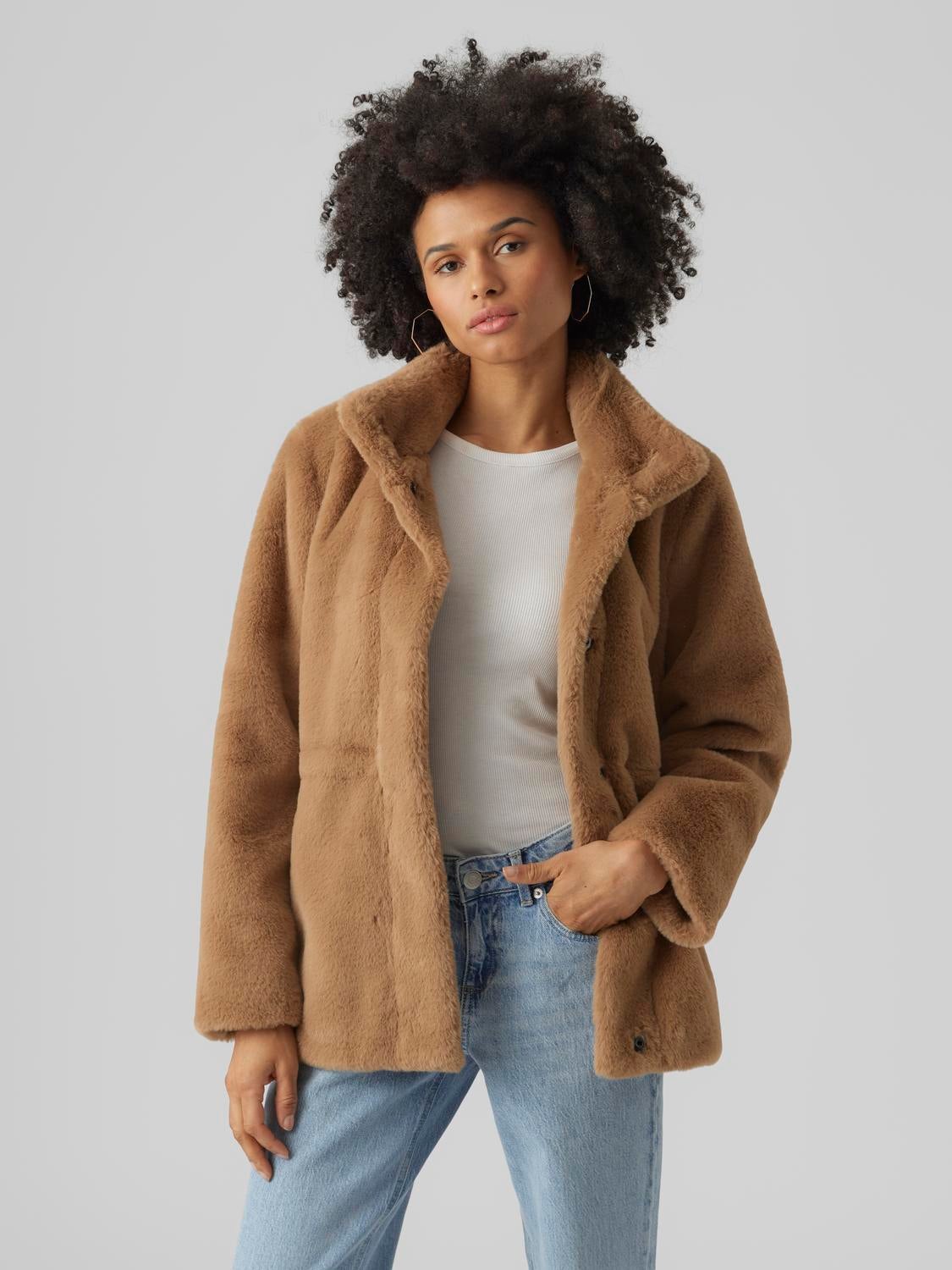 Vero moda fur on sale jacket