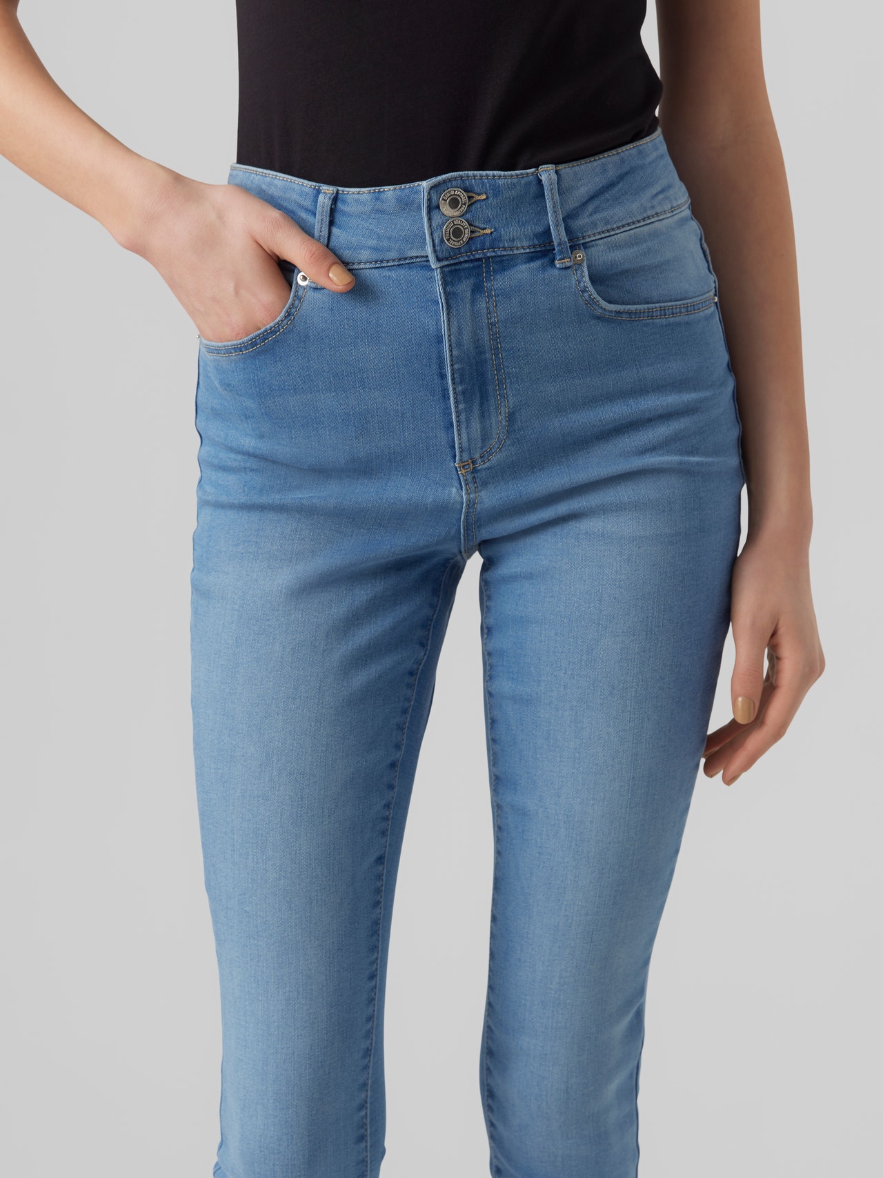 VMSOPHIA Medium | Moda® rise Blue Jeans High | Vero