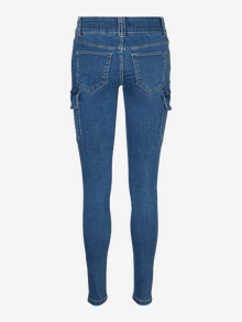 Vero Moda VMCATCH Mid Rise Cargo Schnitt Jeans -Medium Blue Denim - 10289942